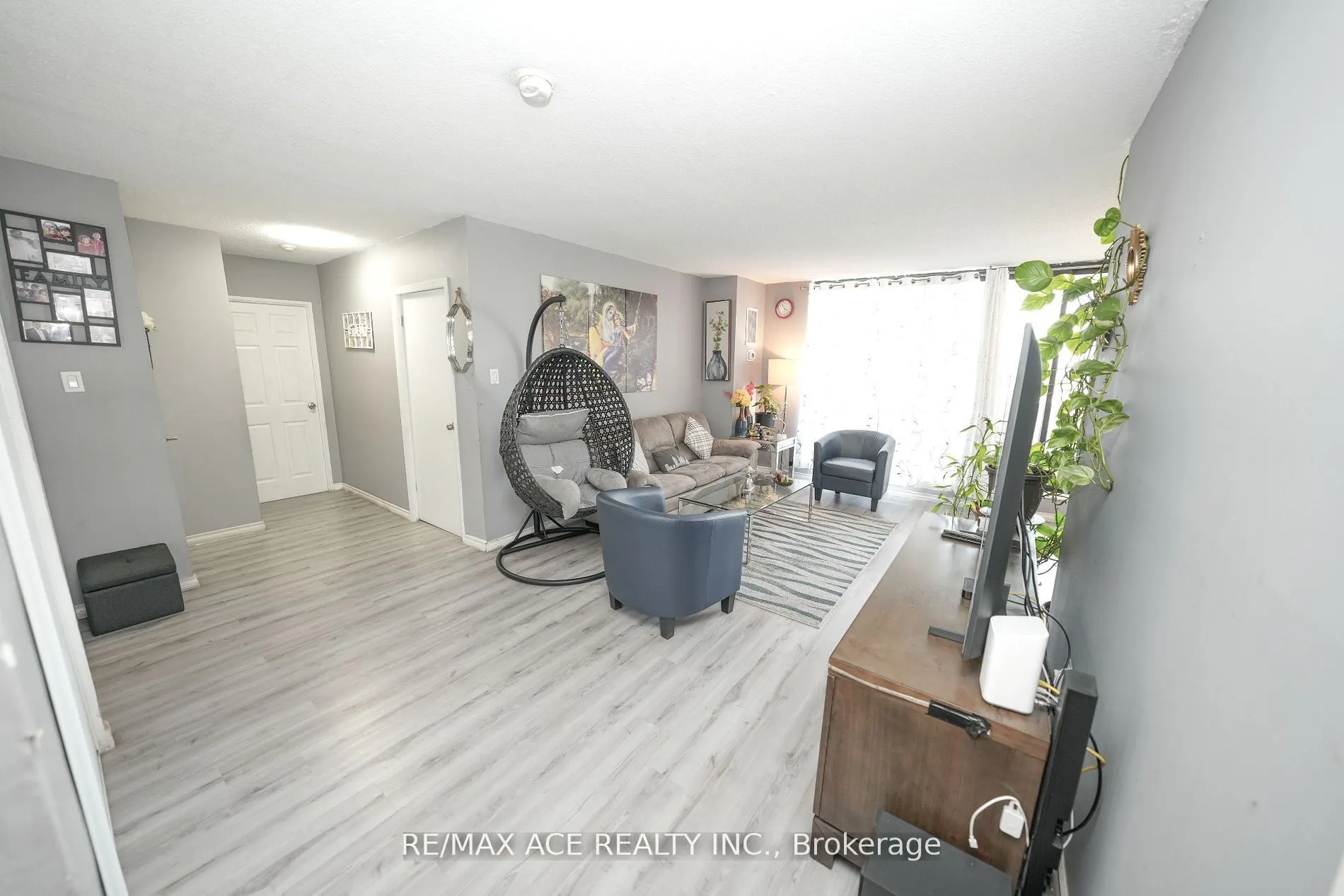 301 Prudential Drive, #701
