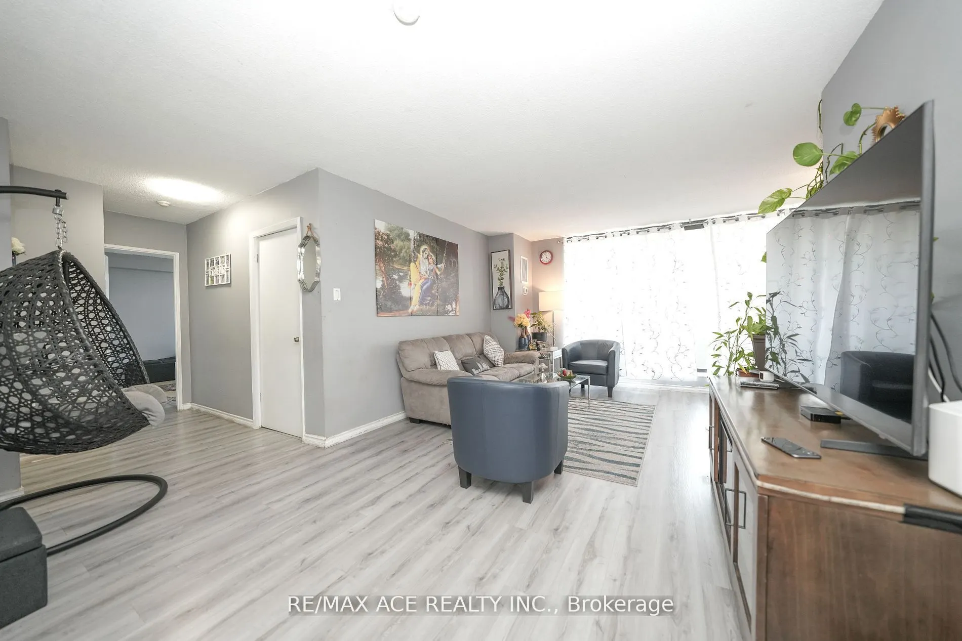 301 Prudential Drive, #701
