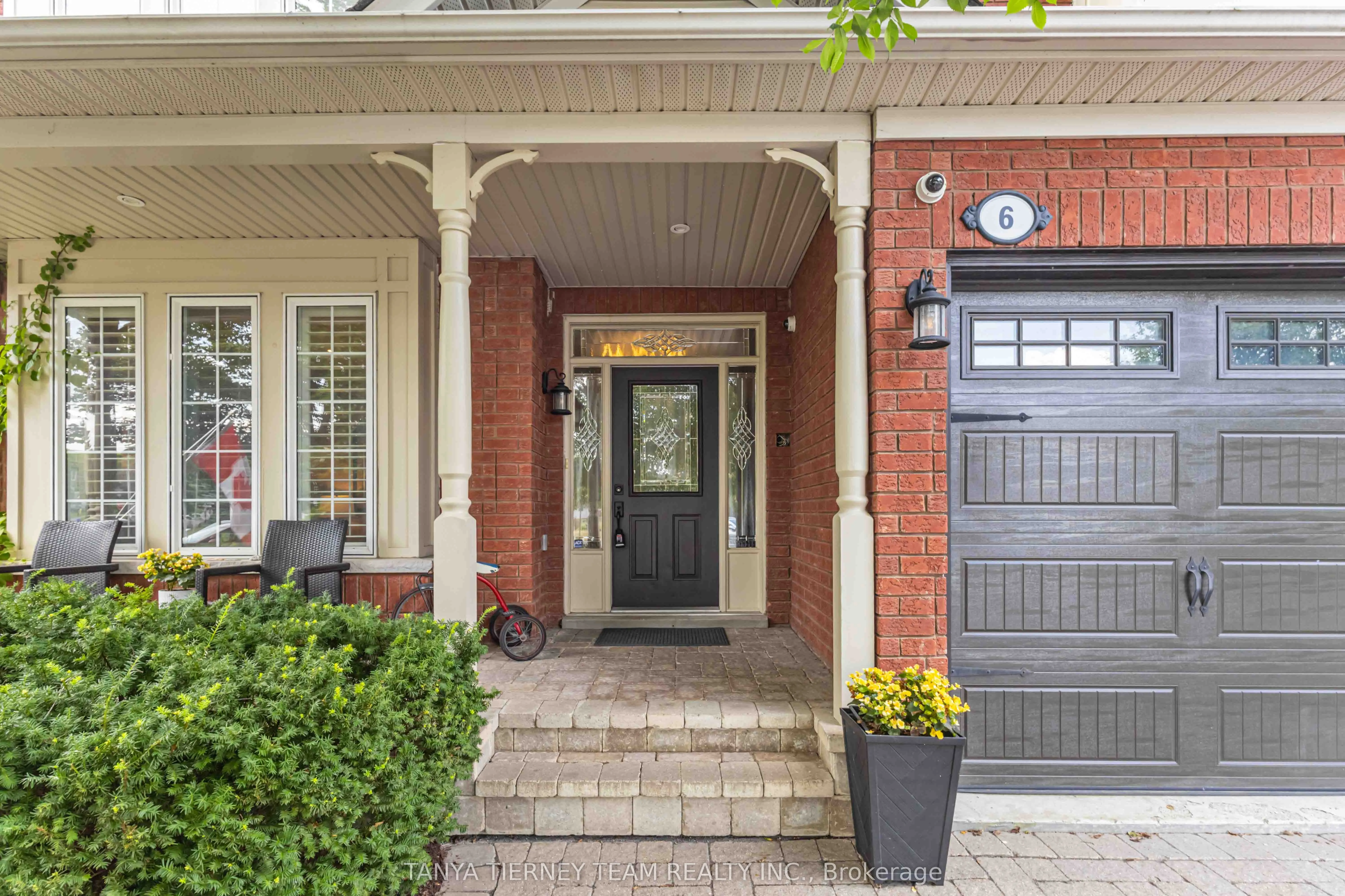 6 Braddock Court
