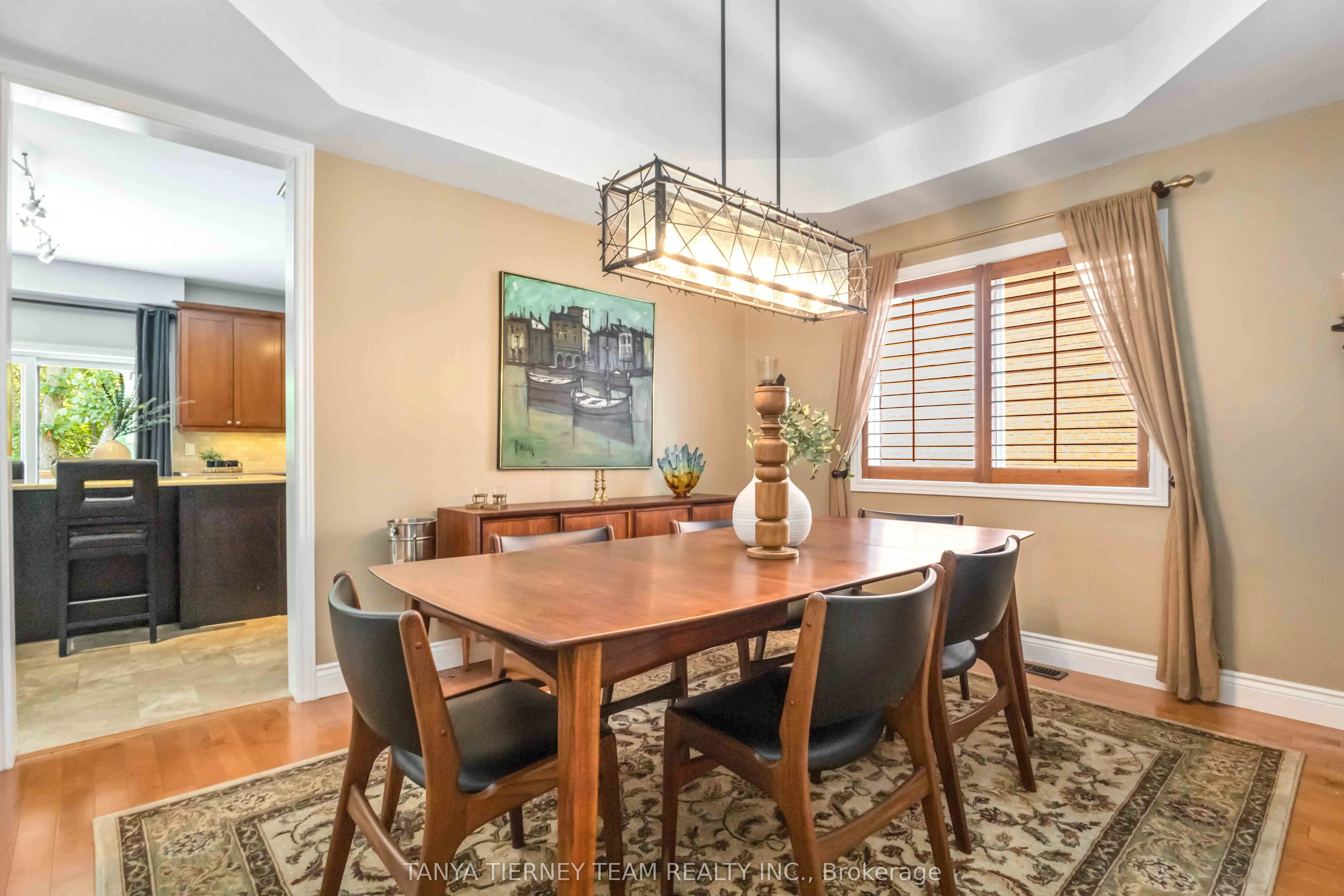 6 Braddock Court