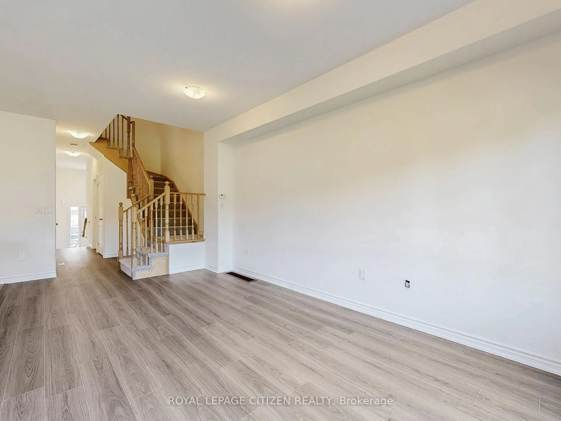 146 North Garden Boulevard