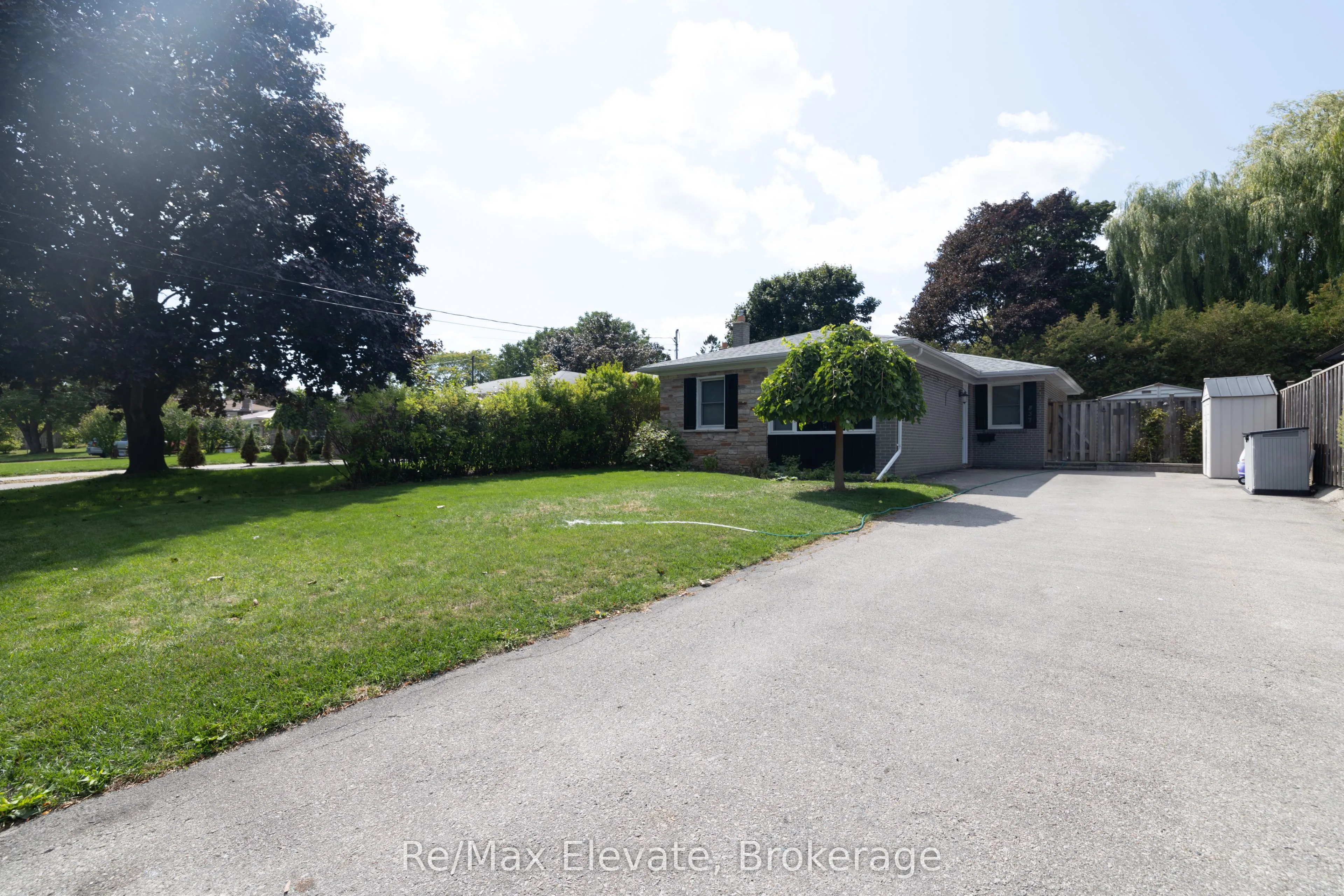837 Sanok Drive