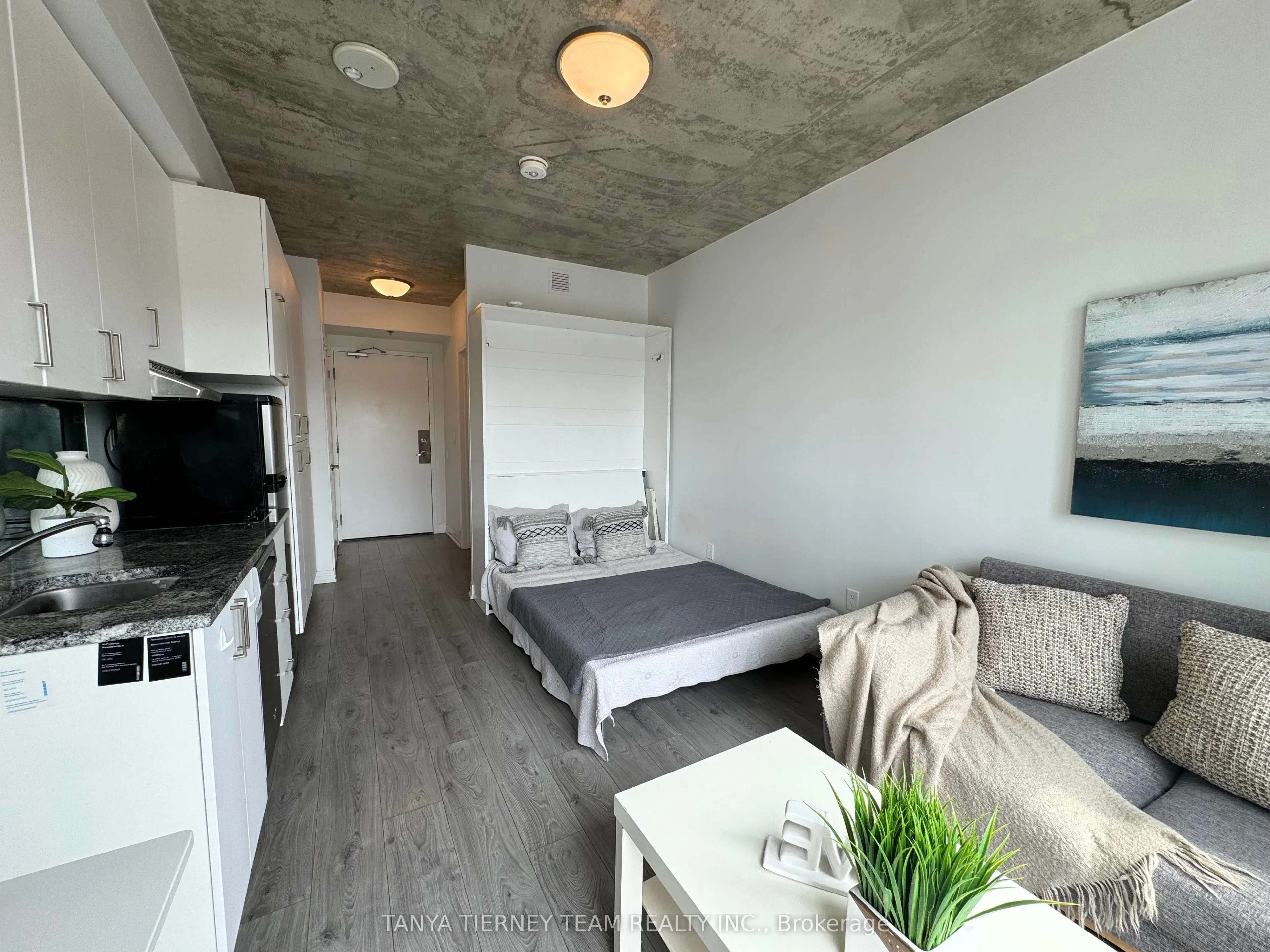 1900 Simcoe Street N, #535