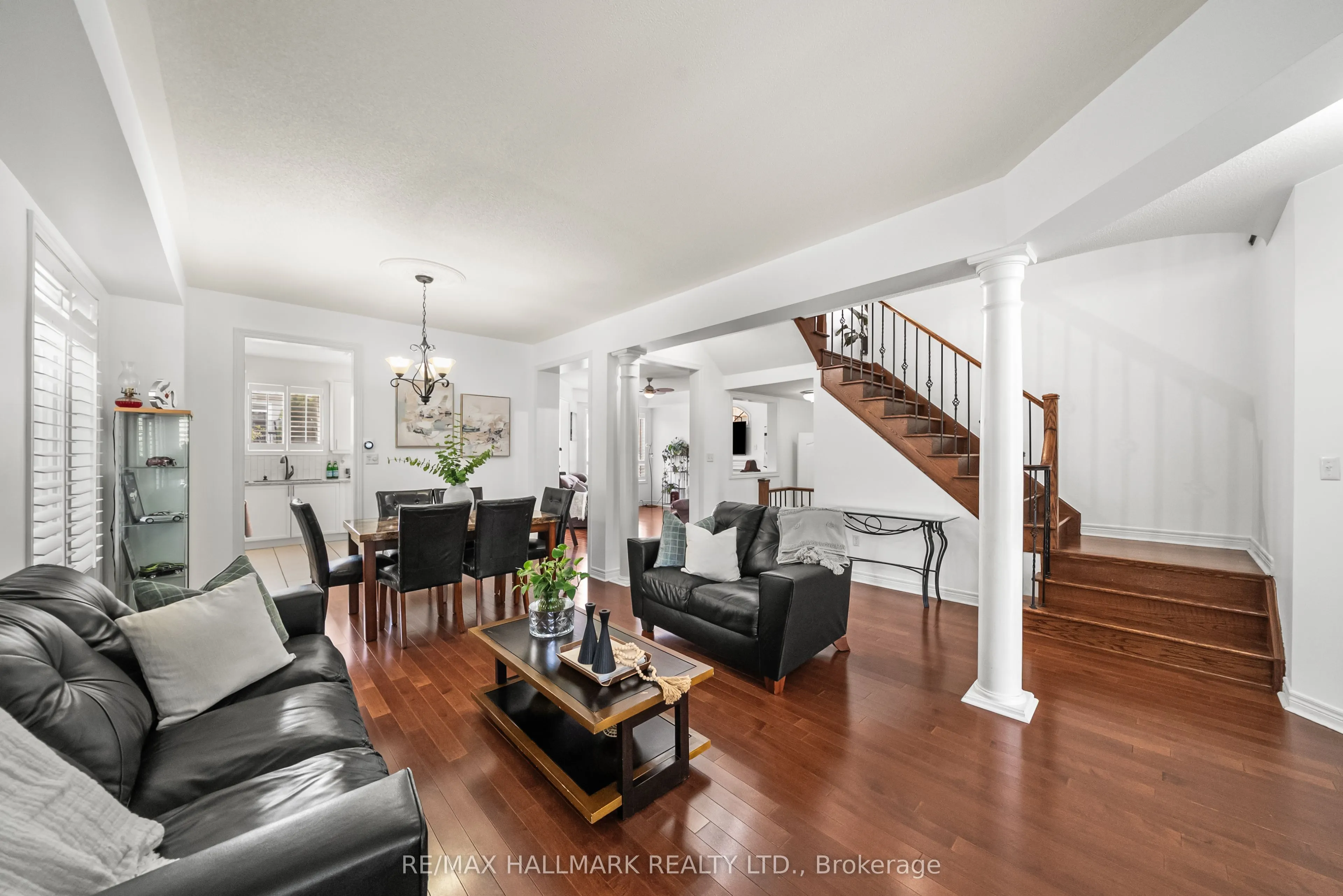 95 Rockland Crescent