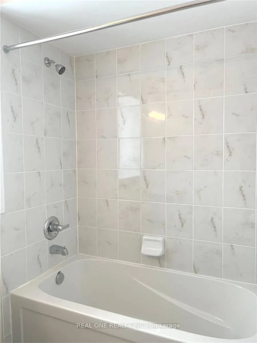 490 Beresford Path, #5