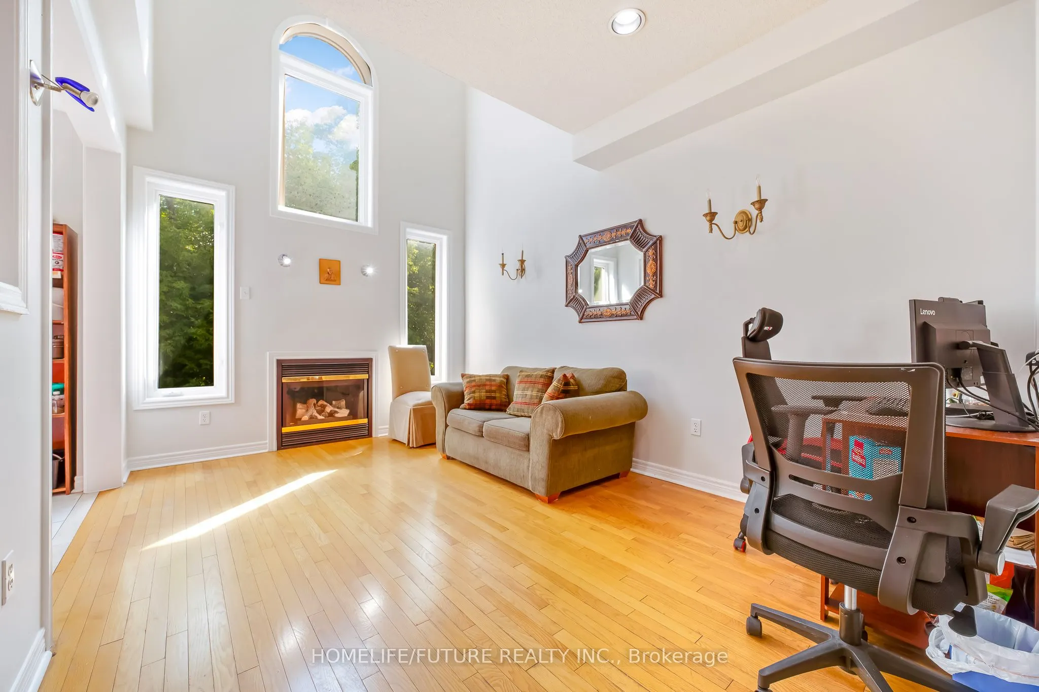 88 Mourning Dove Crescent