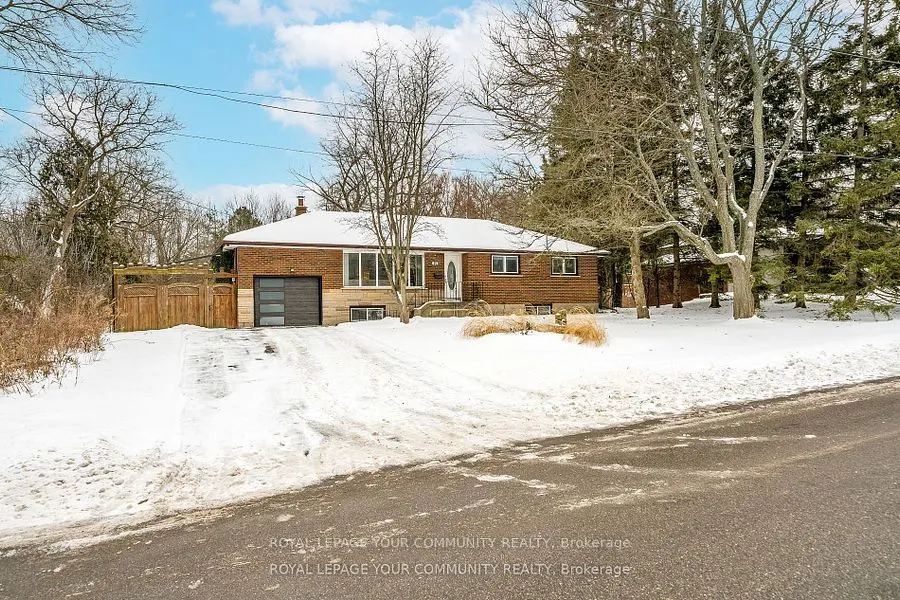 21 Forest Road