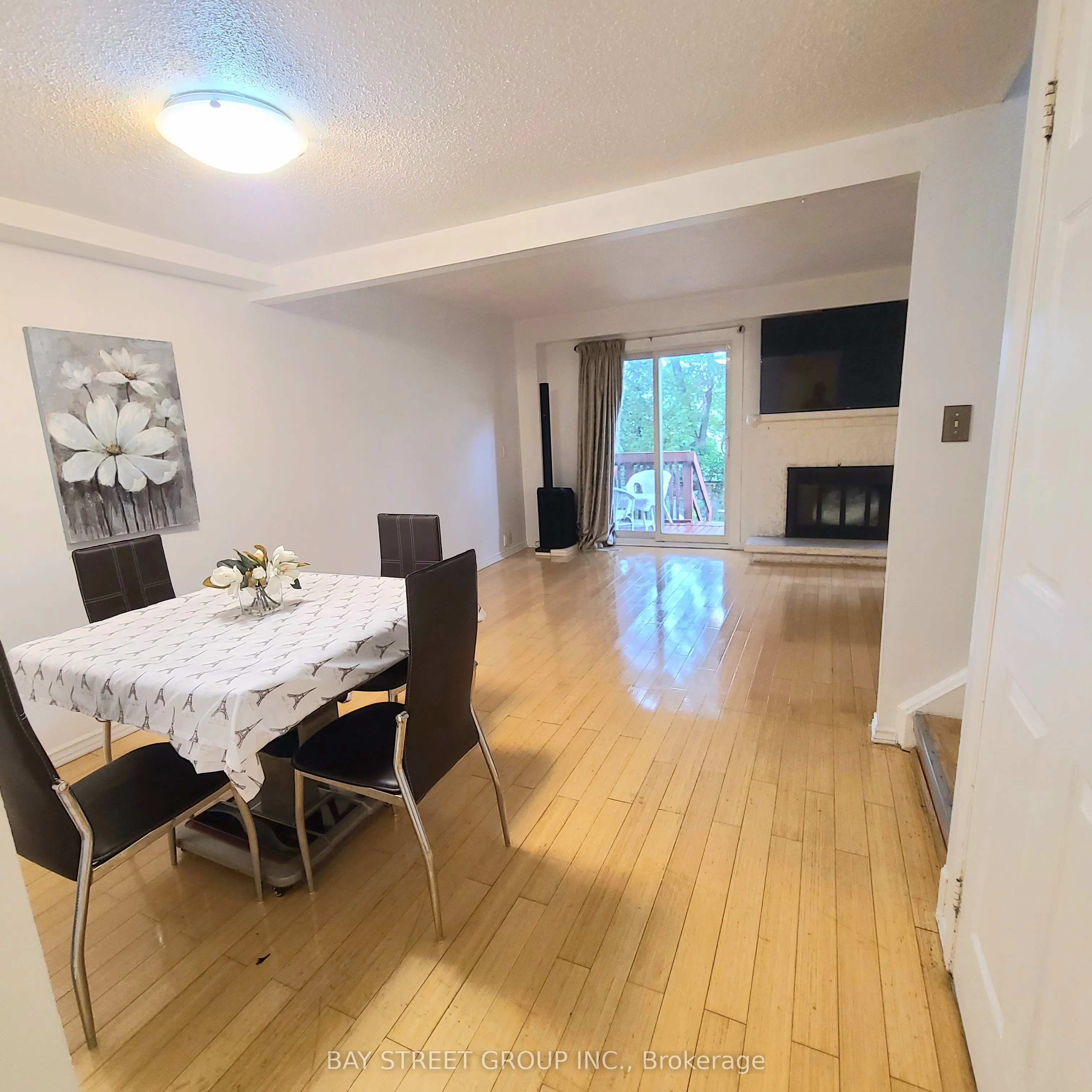 73 Treetops Court