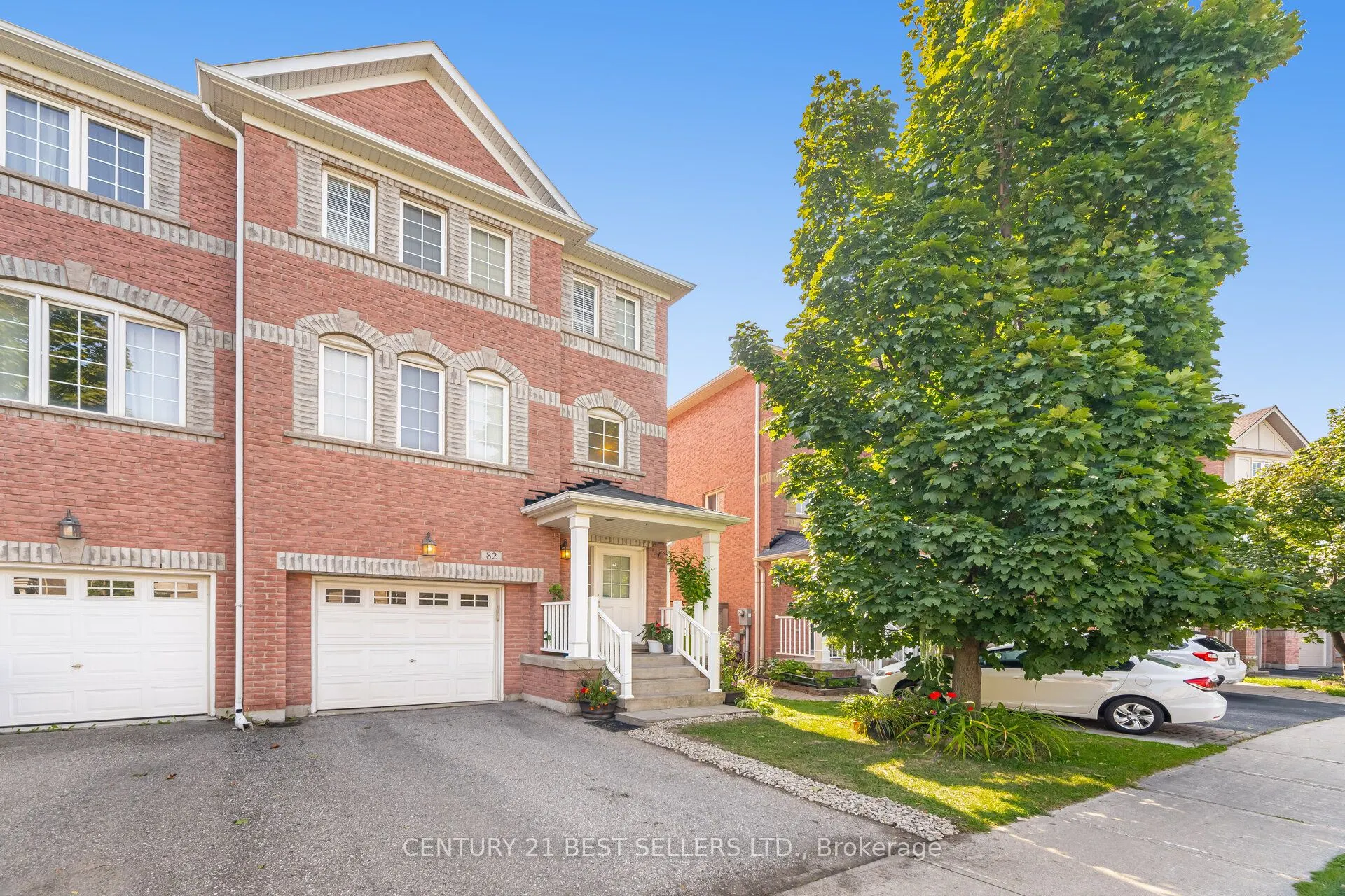 82 Pilkington Drive