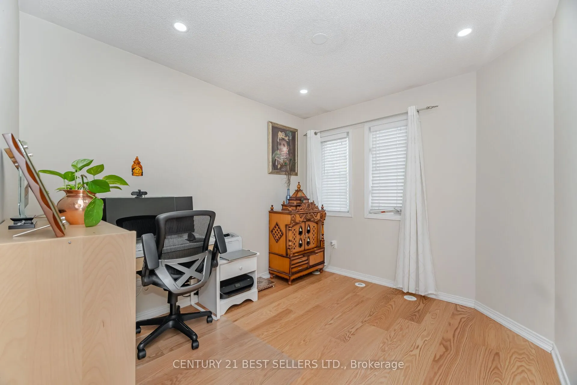 82 Pilkington Drive