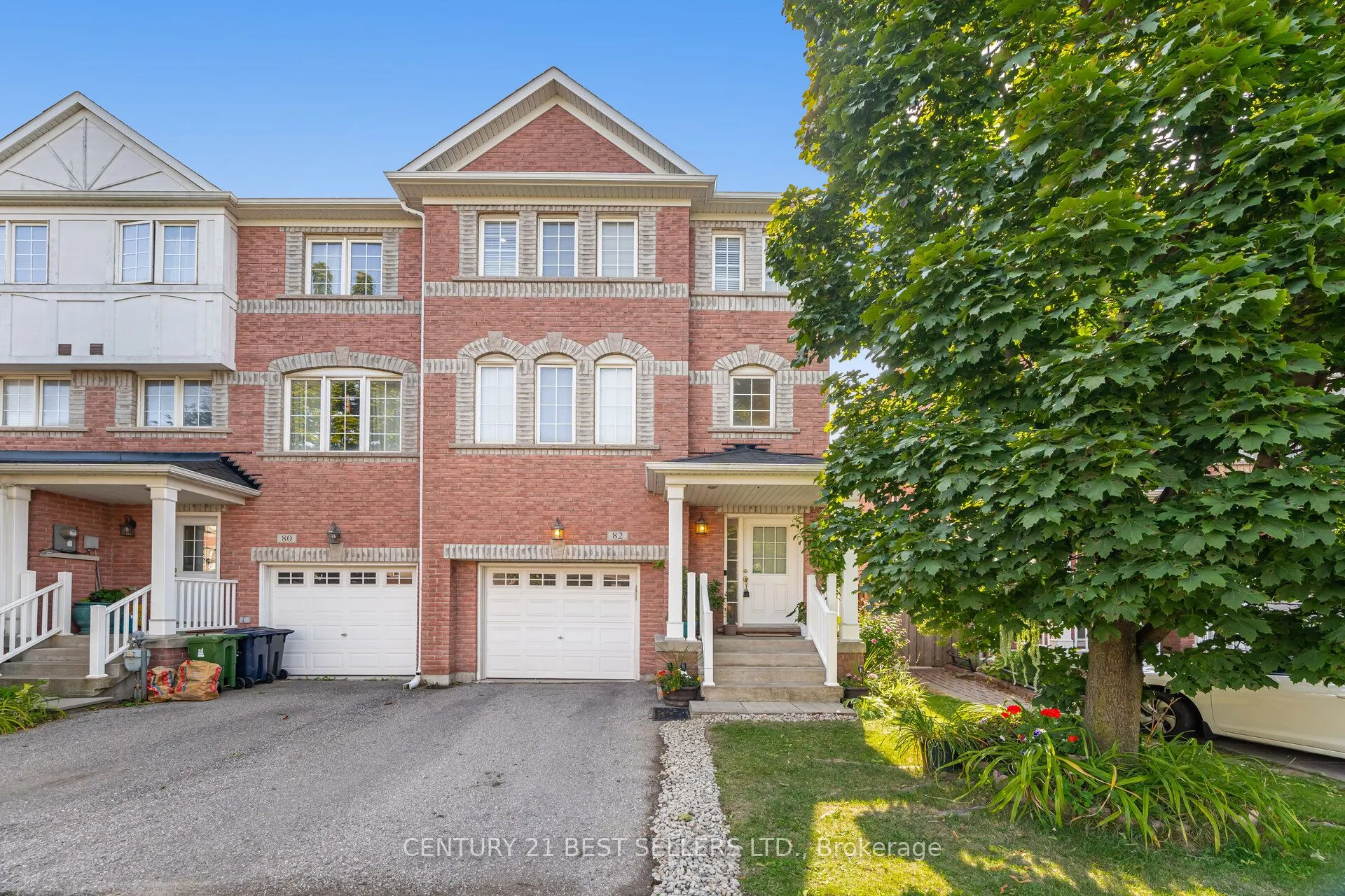 82 Pilkington Drive