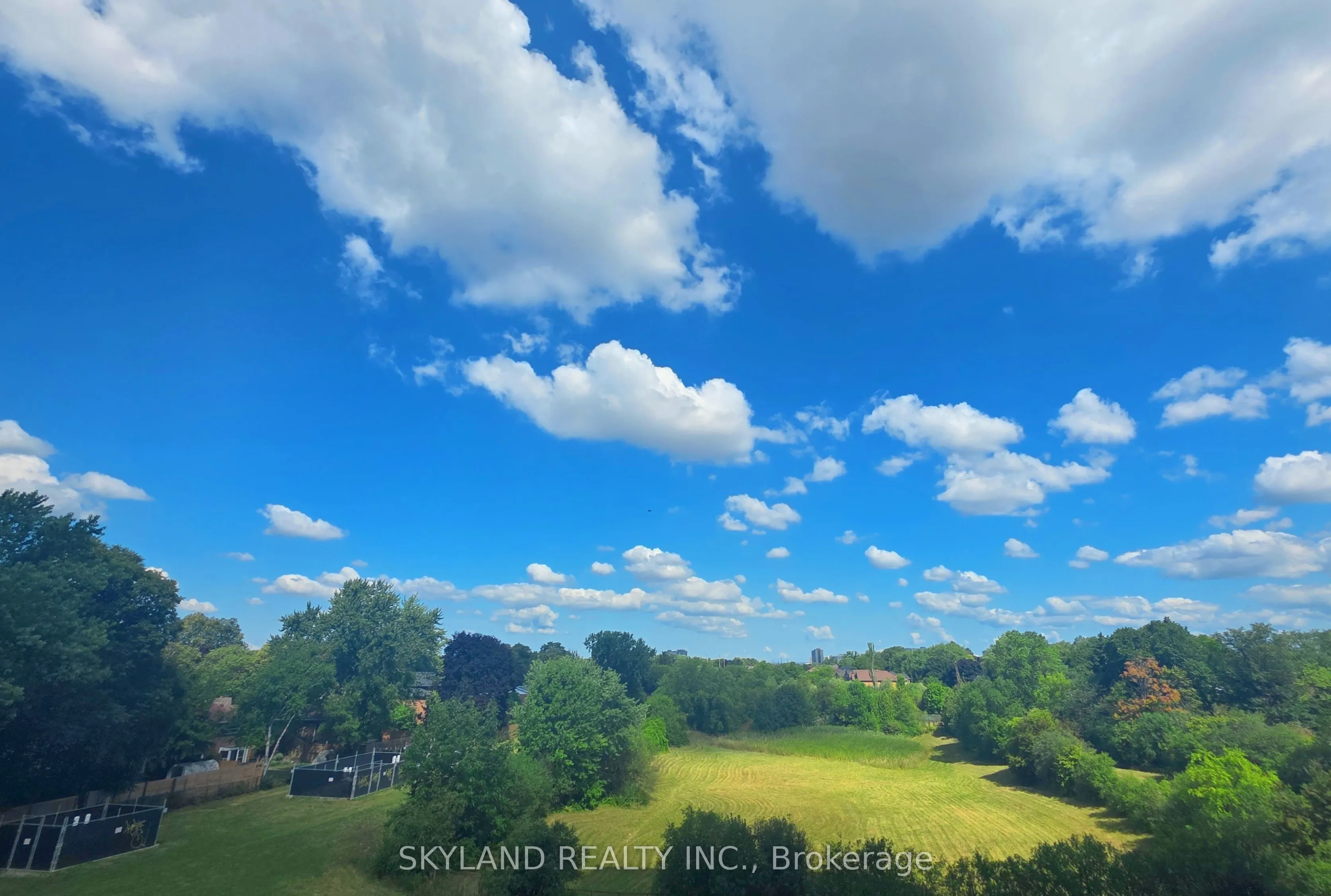 3220 Sheppard Avenue E, #222