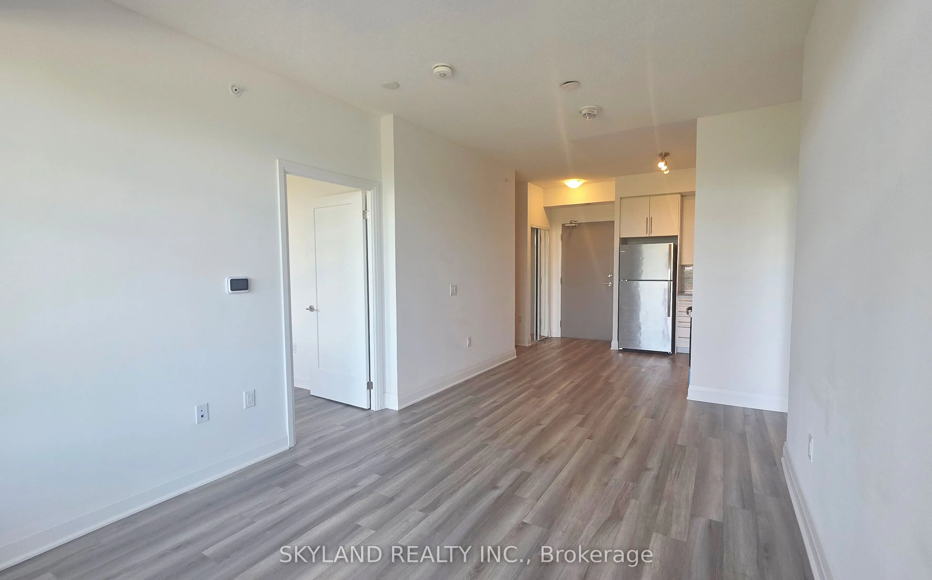 3220 Sheppard Avenue E, #222