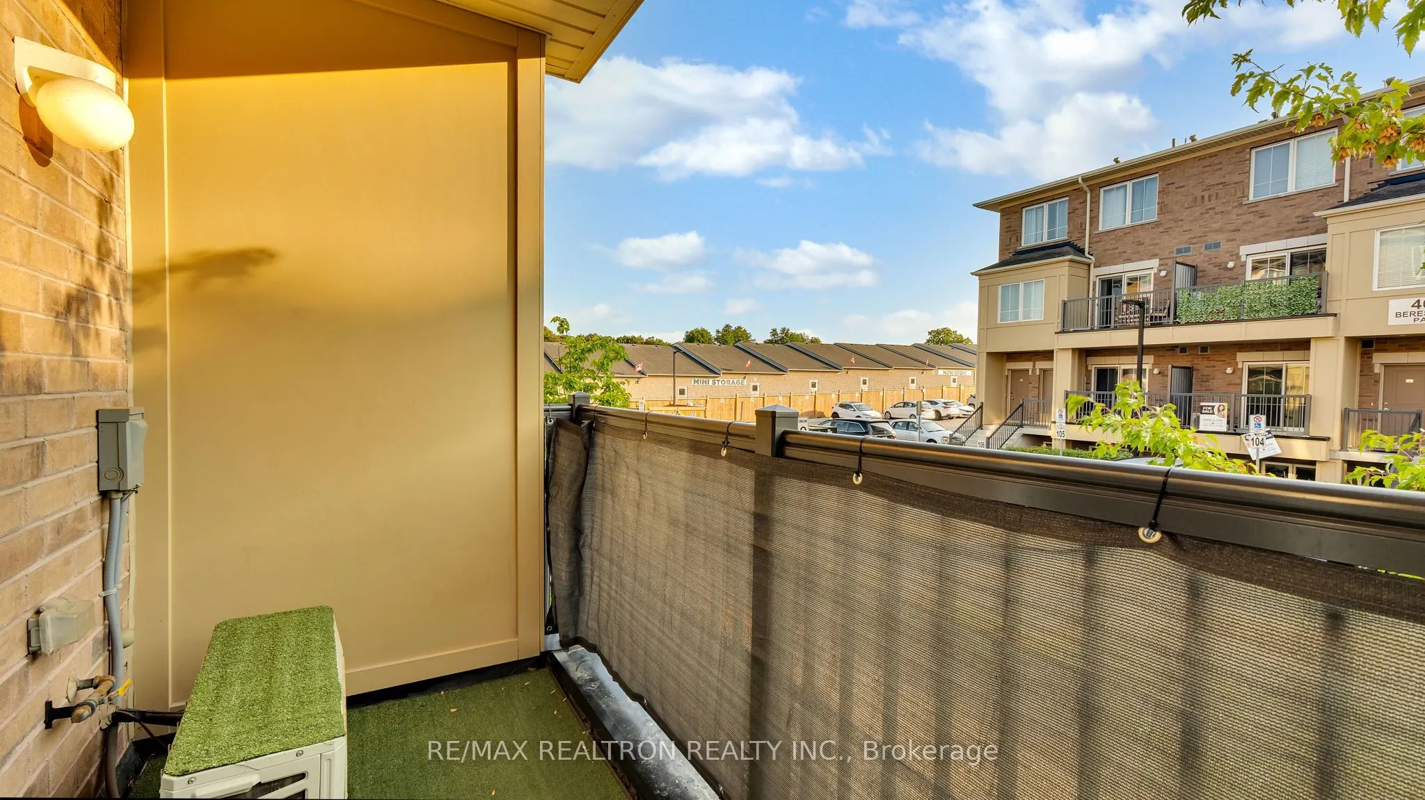 470 Beresford Path, #4