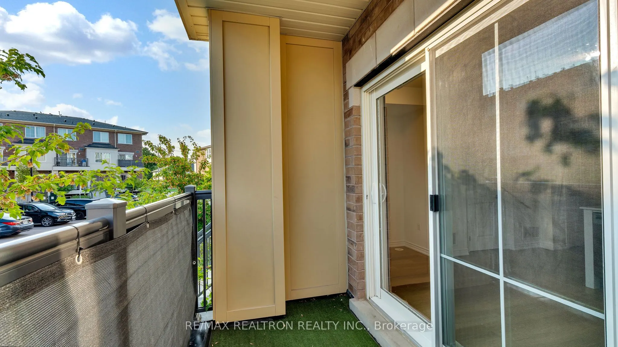 470 Beresford Path, #4
