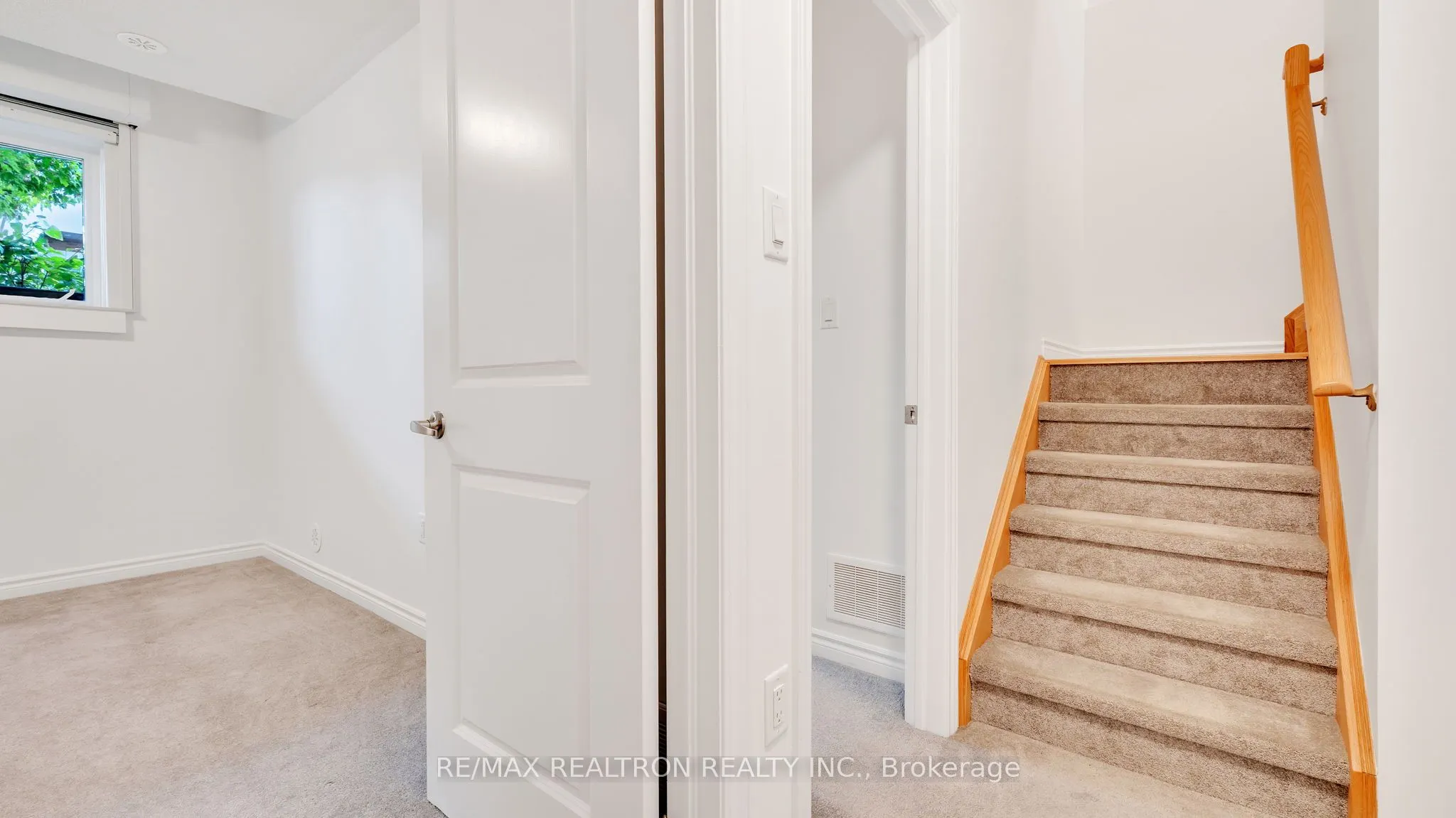 470 Beresford Path, #4