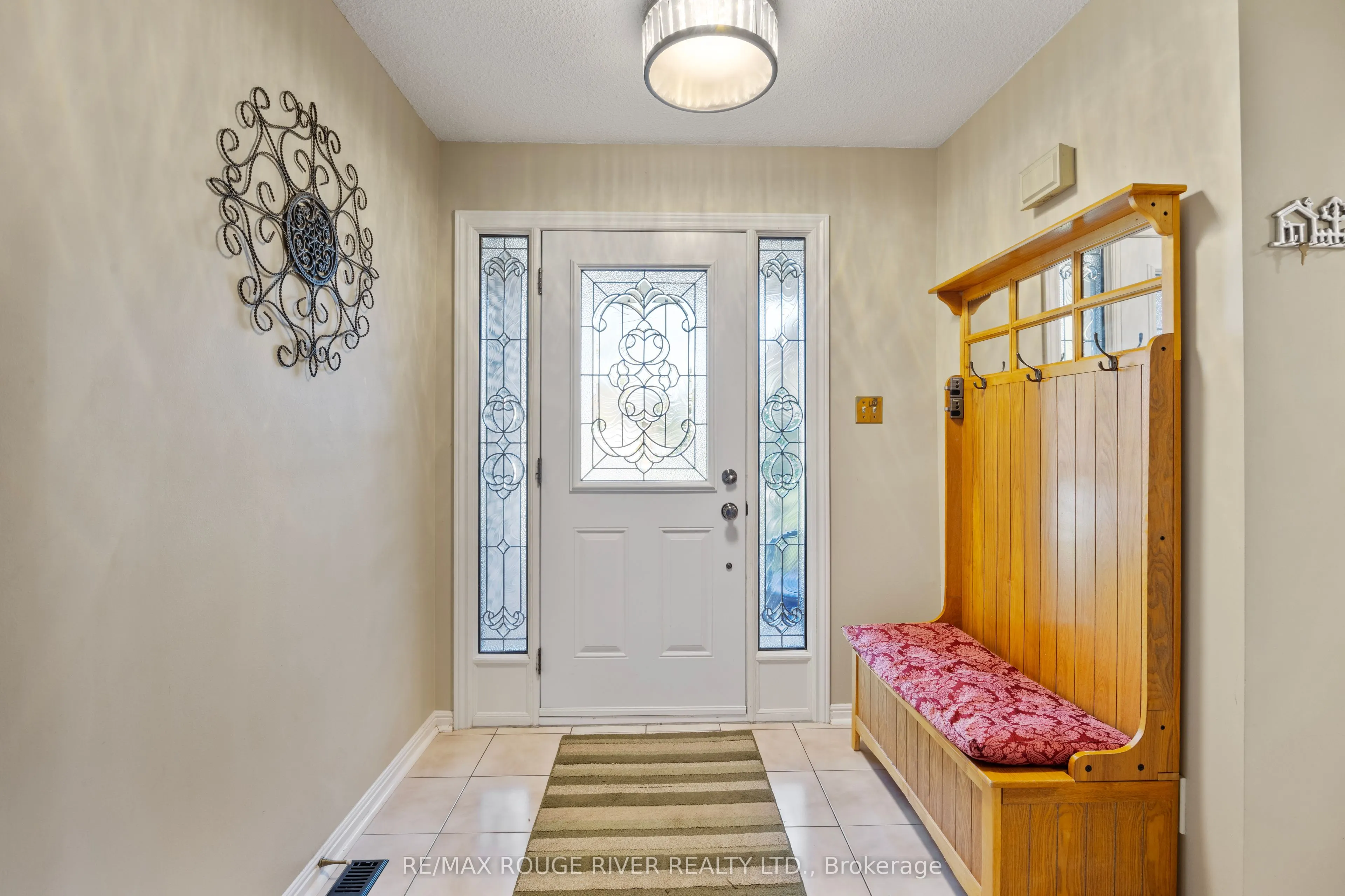12 Woodlawn Court