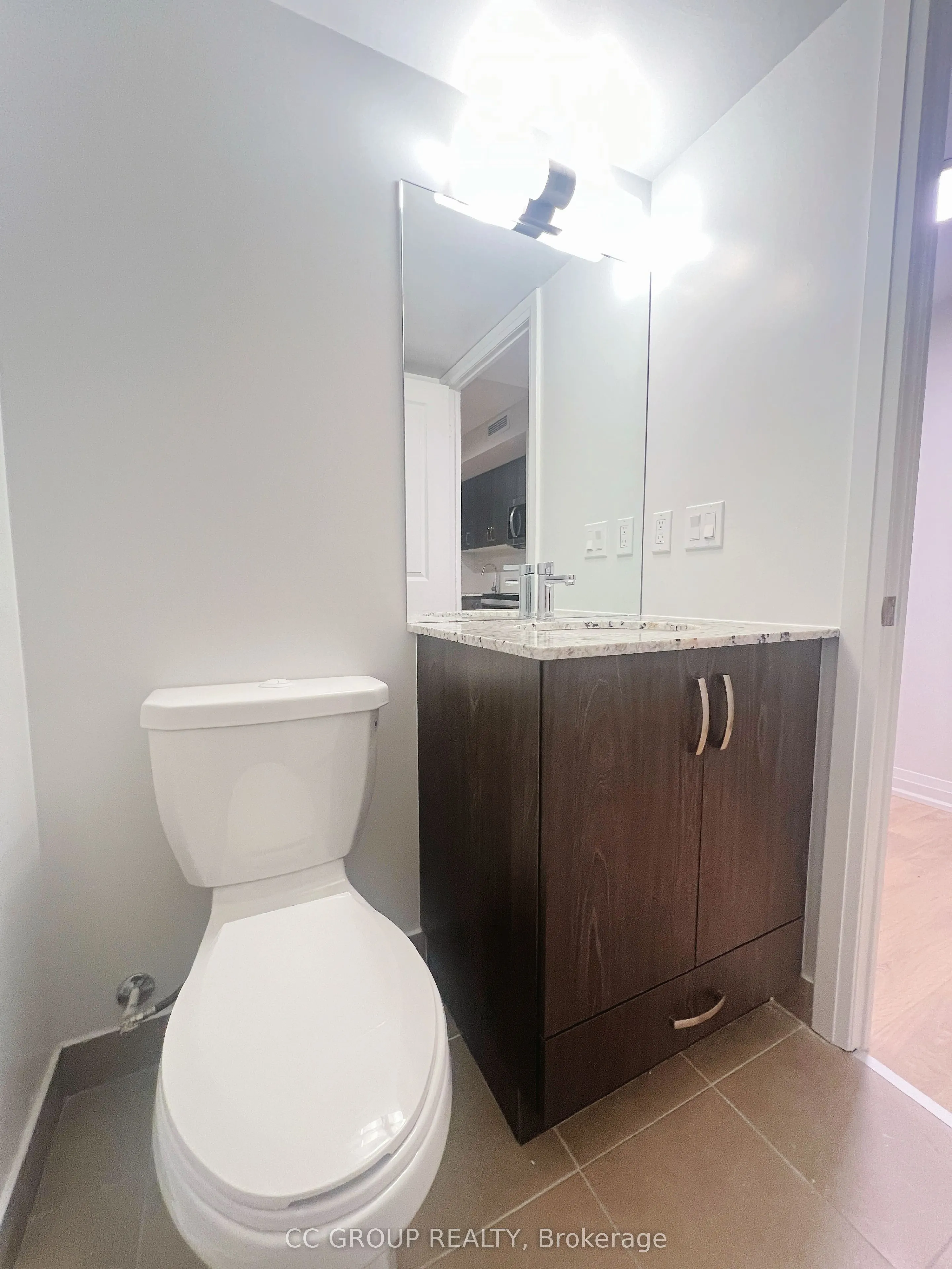 20 Meadowglen Place, #1705