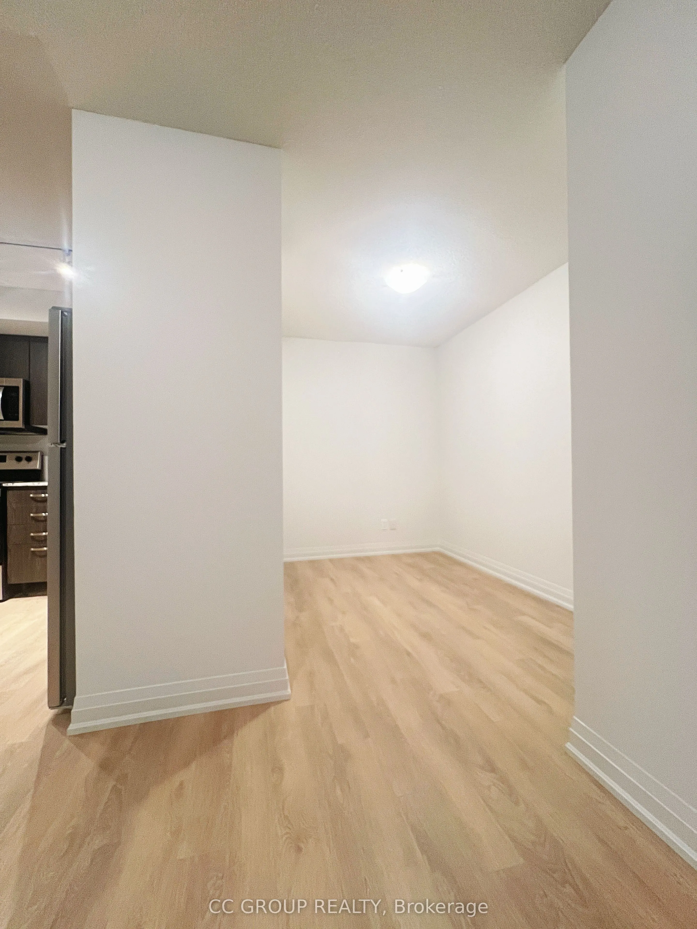 20 Meadowglen Place, #1705