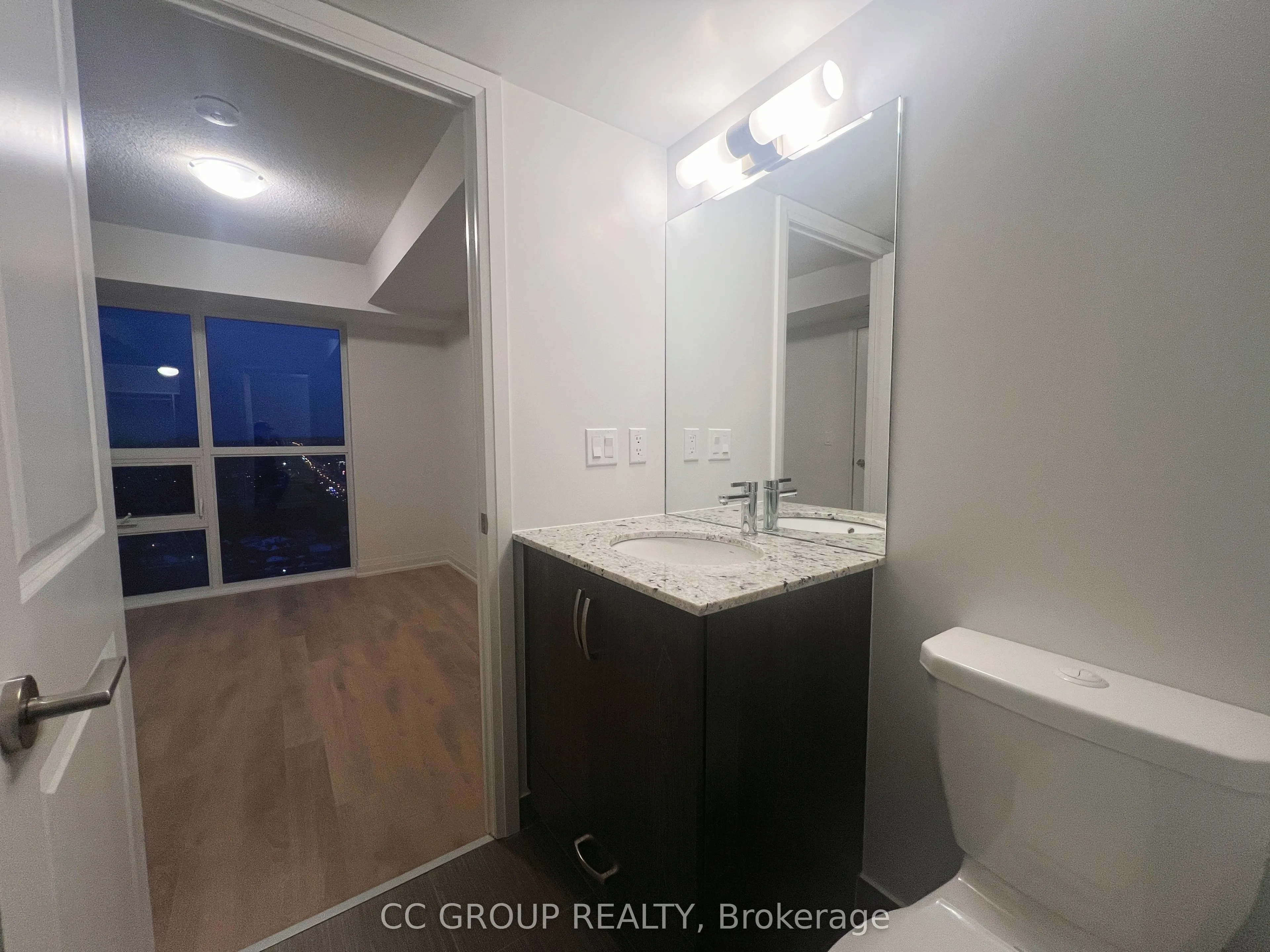 20 Meadowglen Place, #1705
