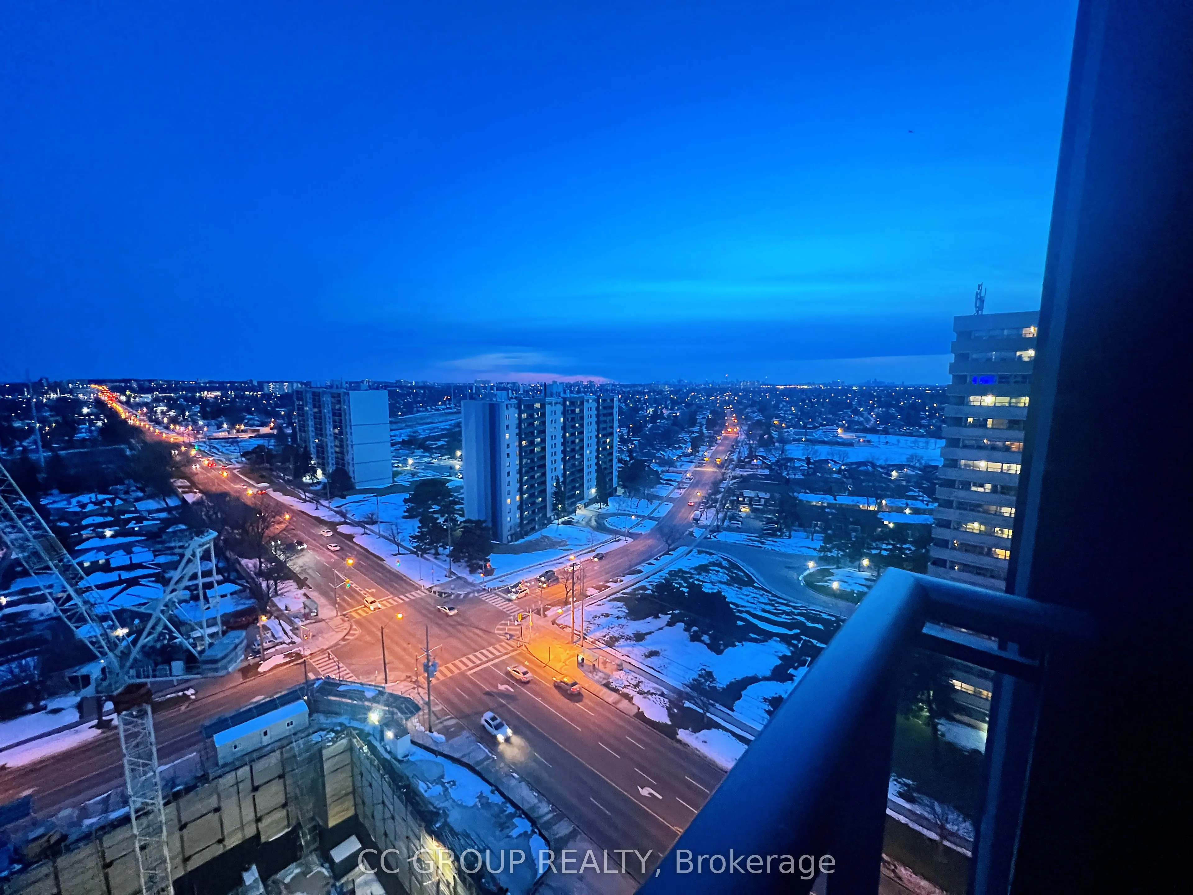 20 Meadowglen Place, #1705