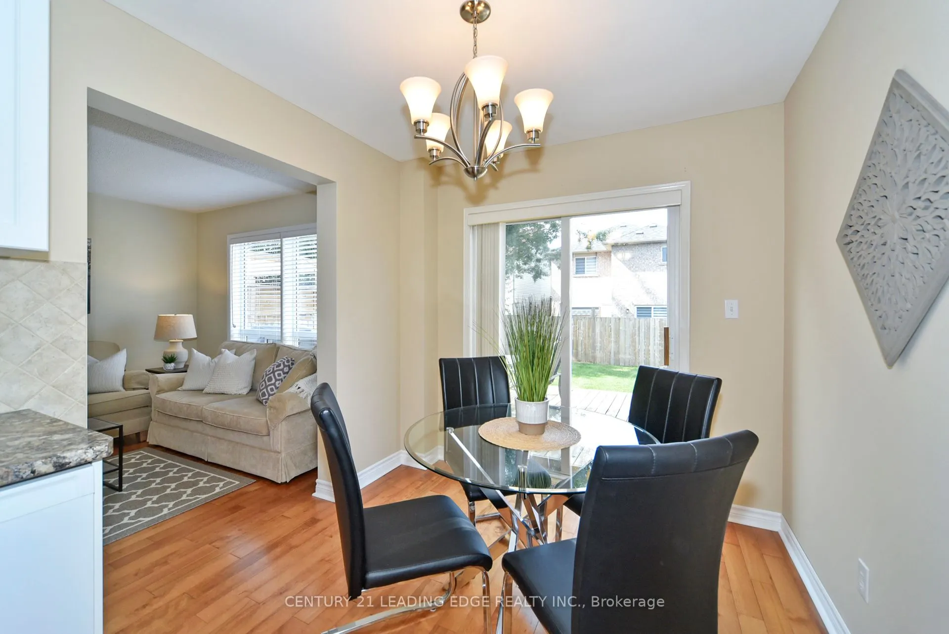 548 Nottingham Crescent