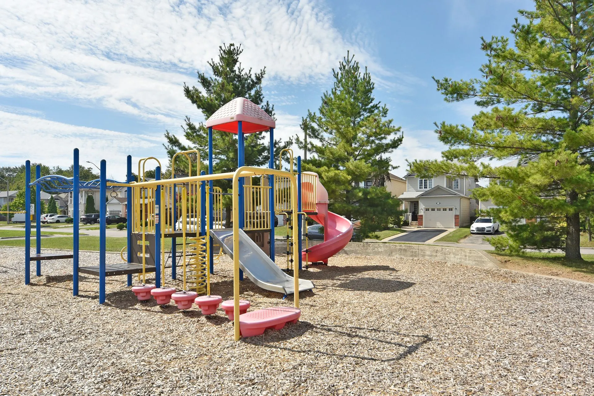 548 Nottingham Crescent