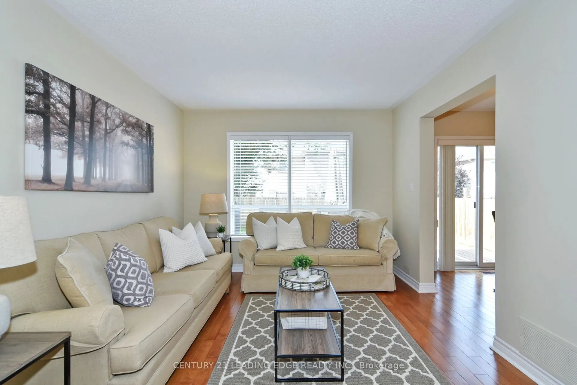 548 Nottingham Crescent