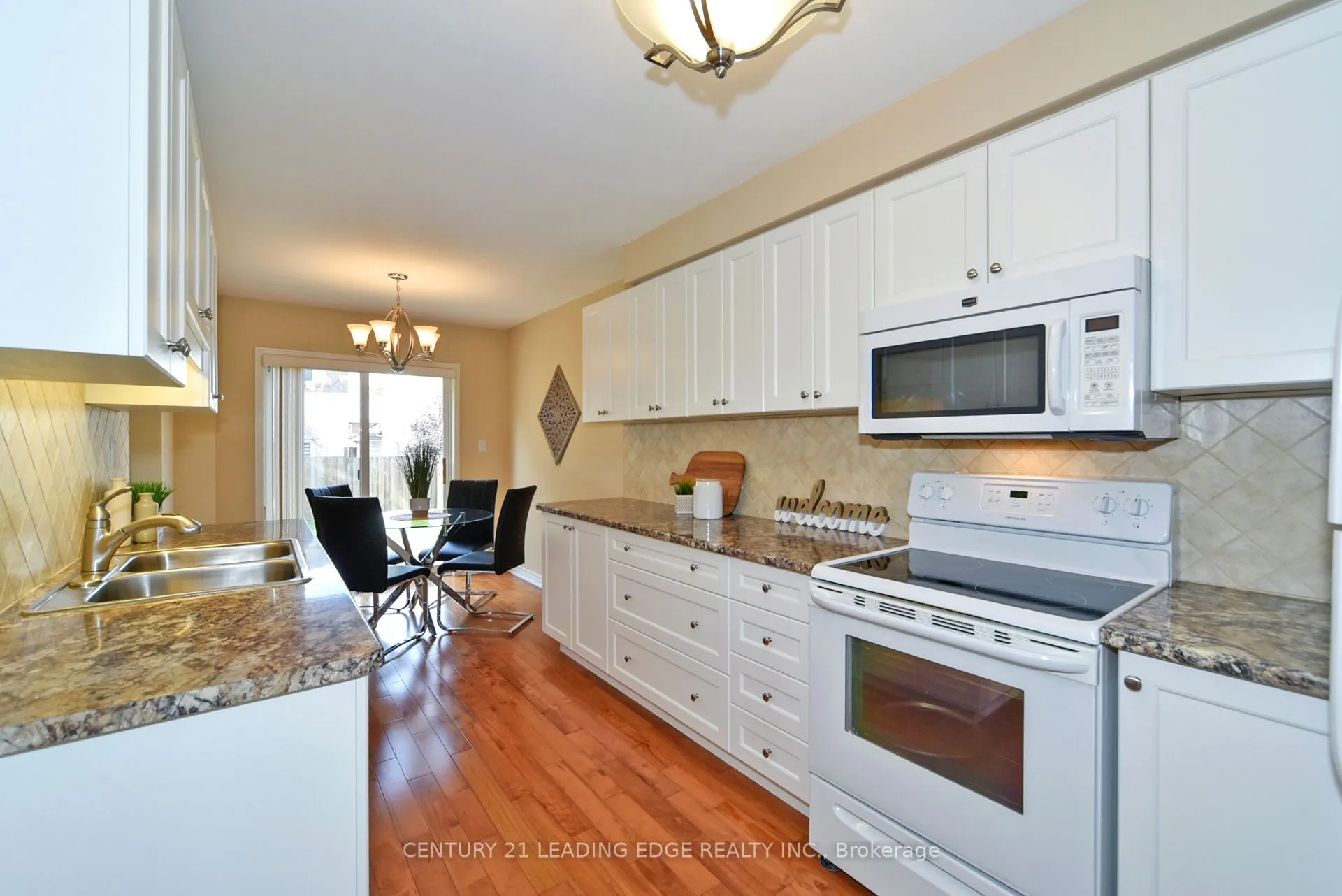 548 Nottingham Crescent