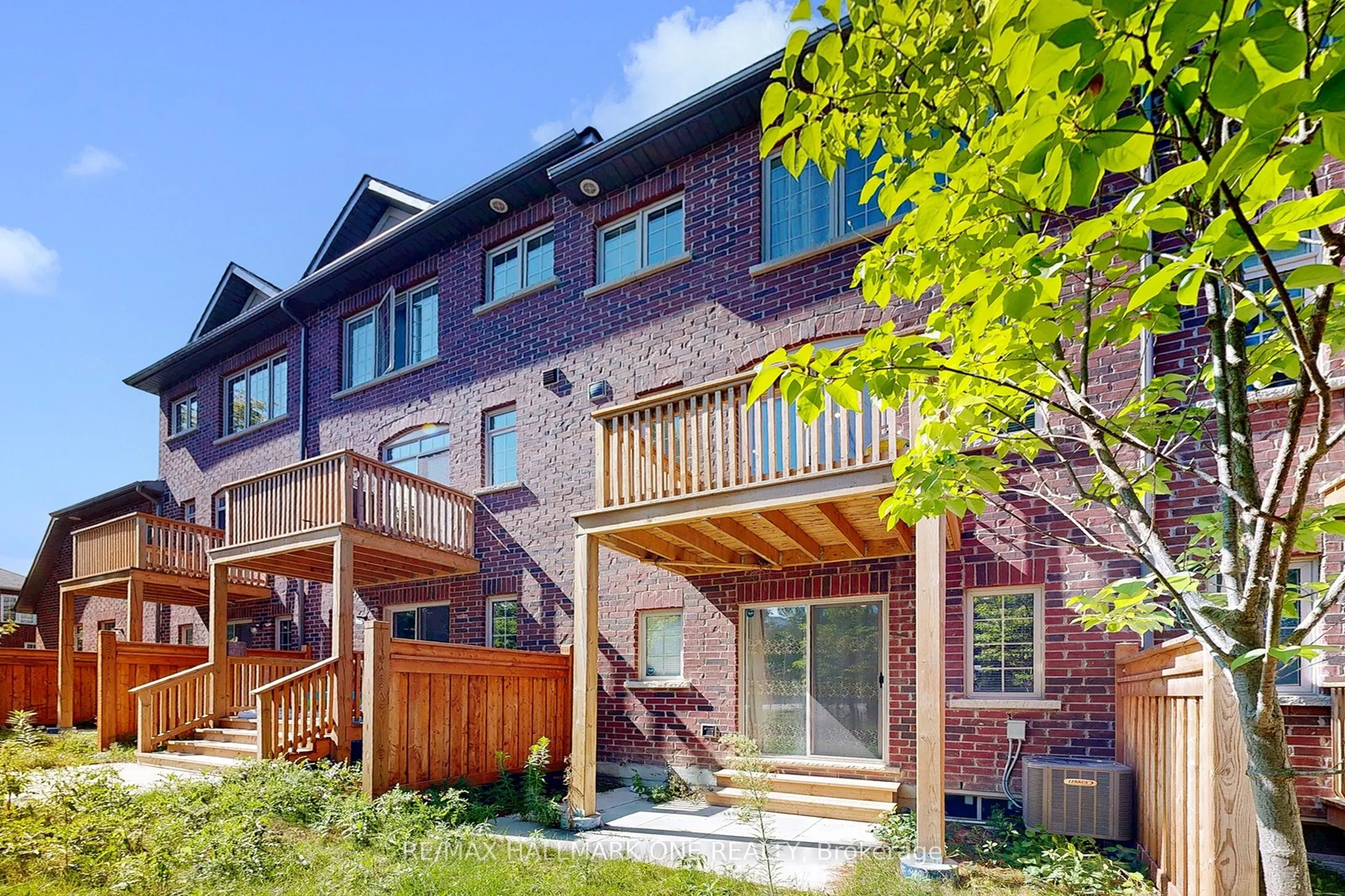 27 Healthcote Lane