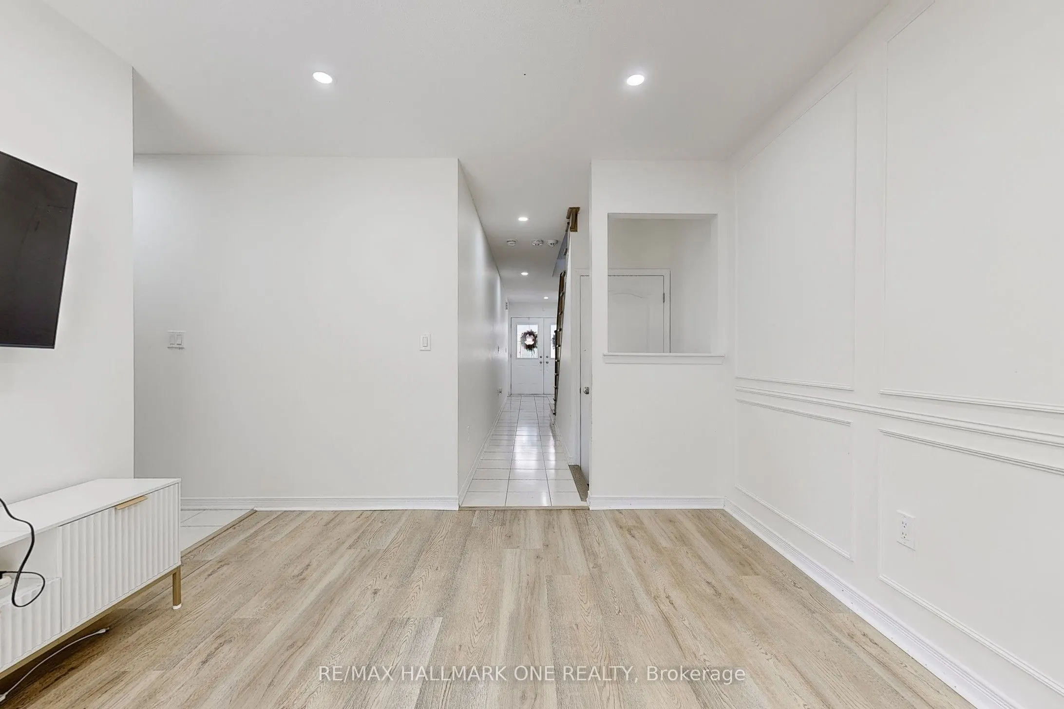 27 Healthcote Lane