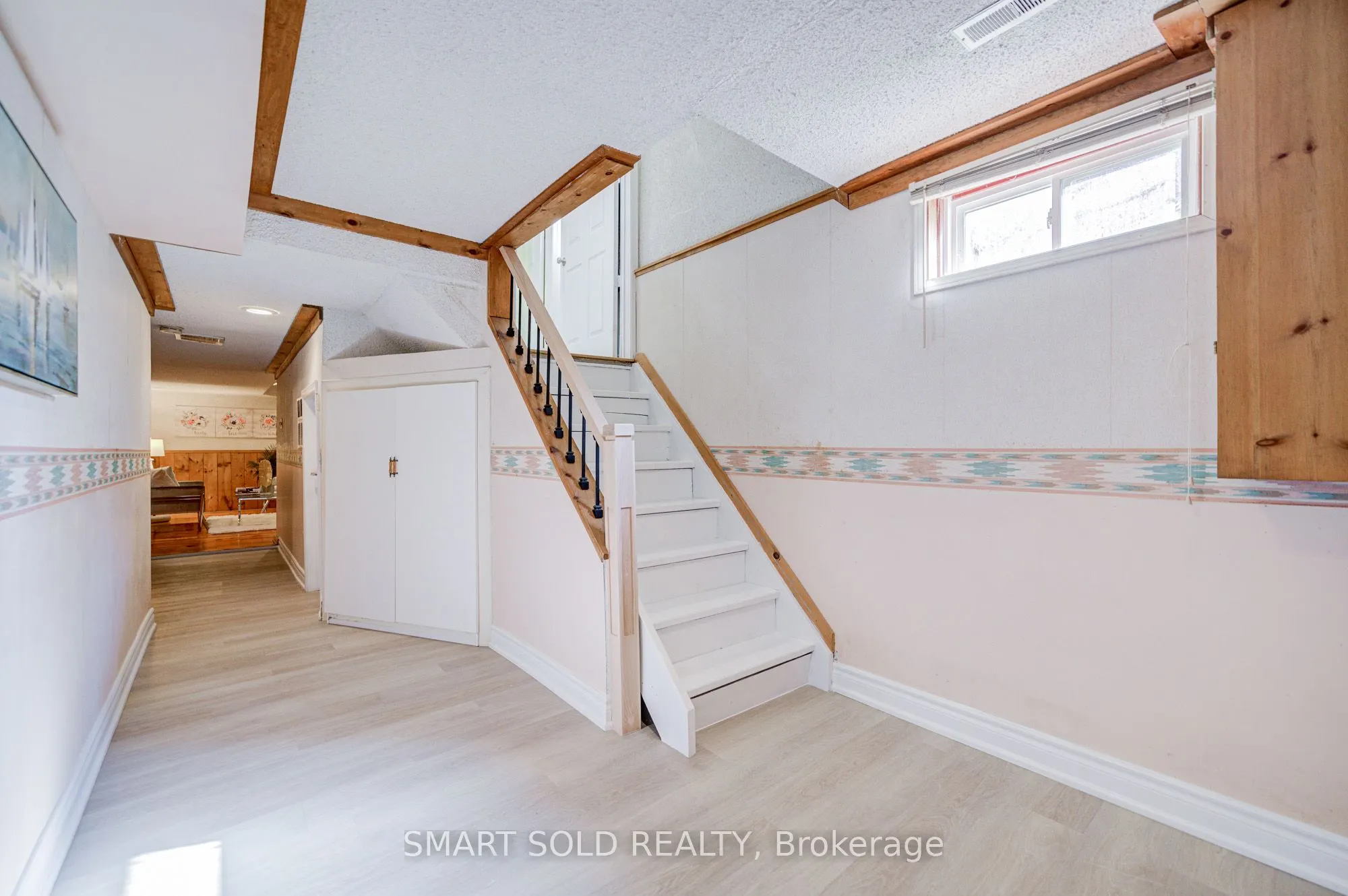 61 Stockbridge Crescent