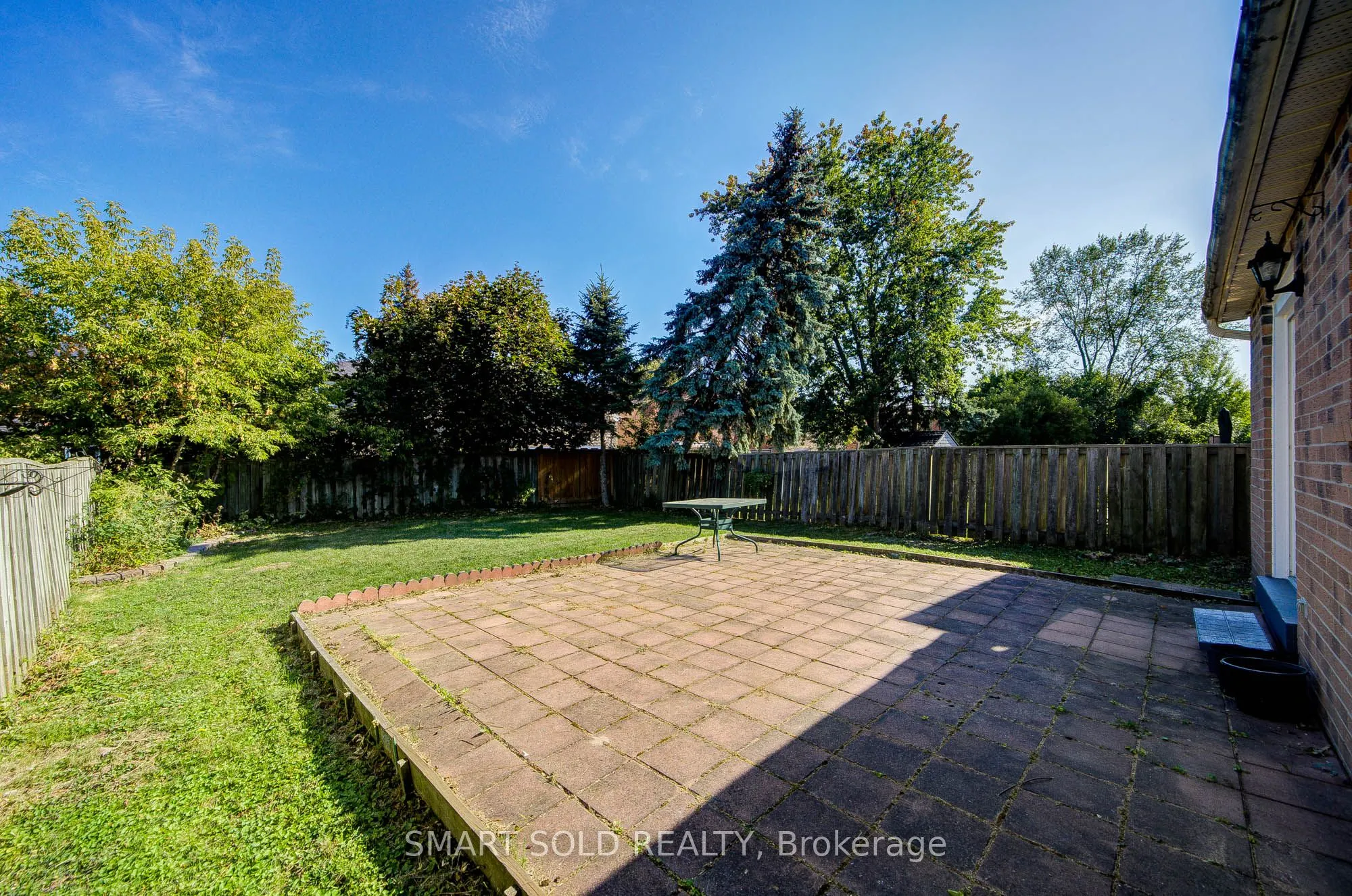 61 Stockbridge Crescent