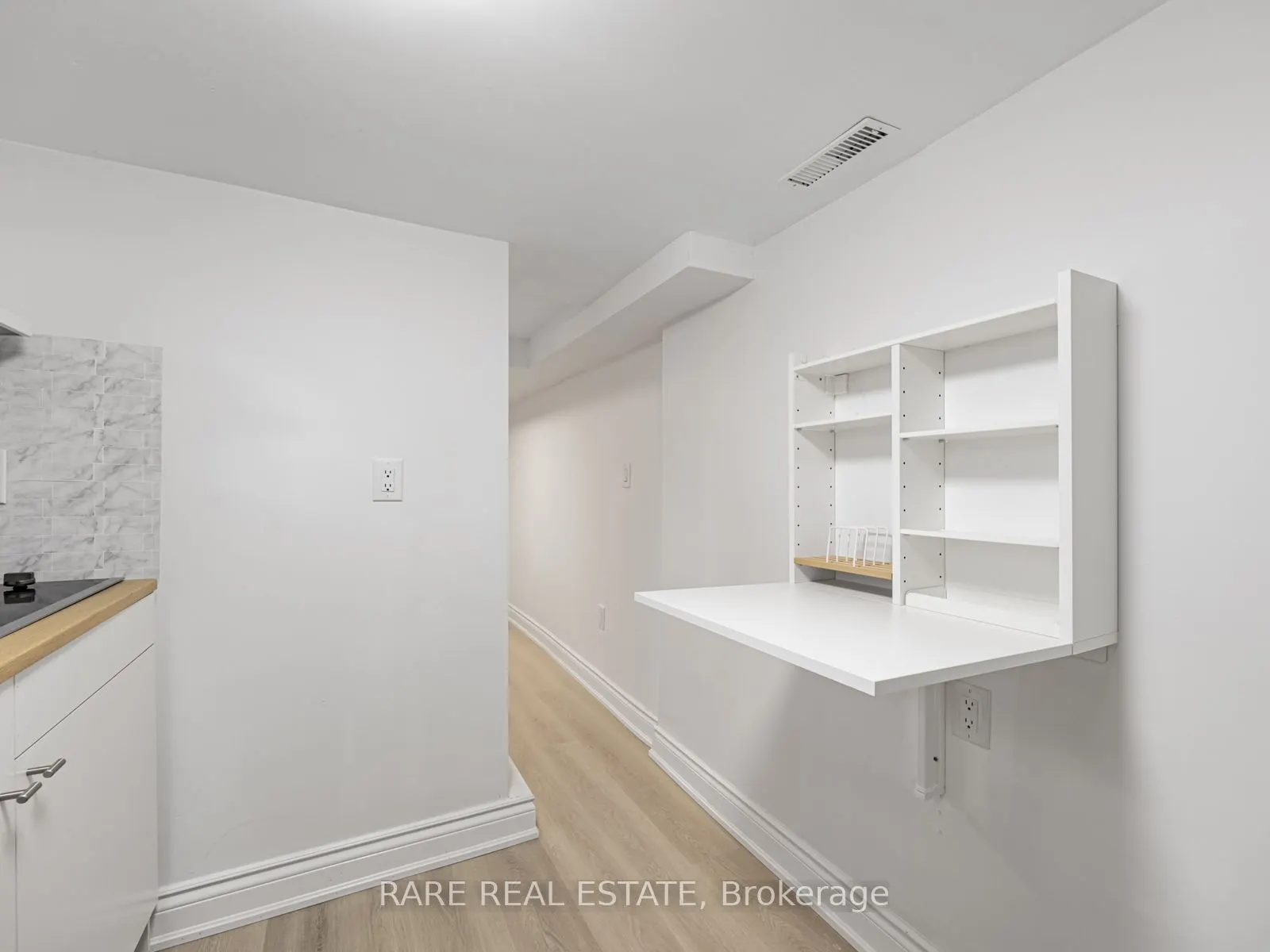 727 Rhodes Avenue, #Lower