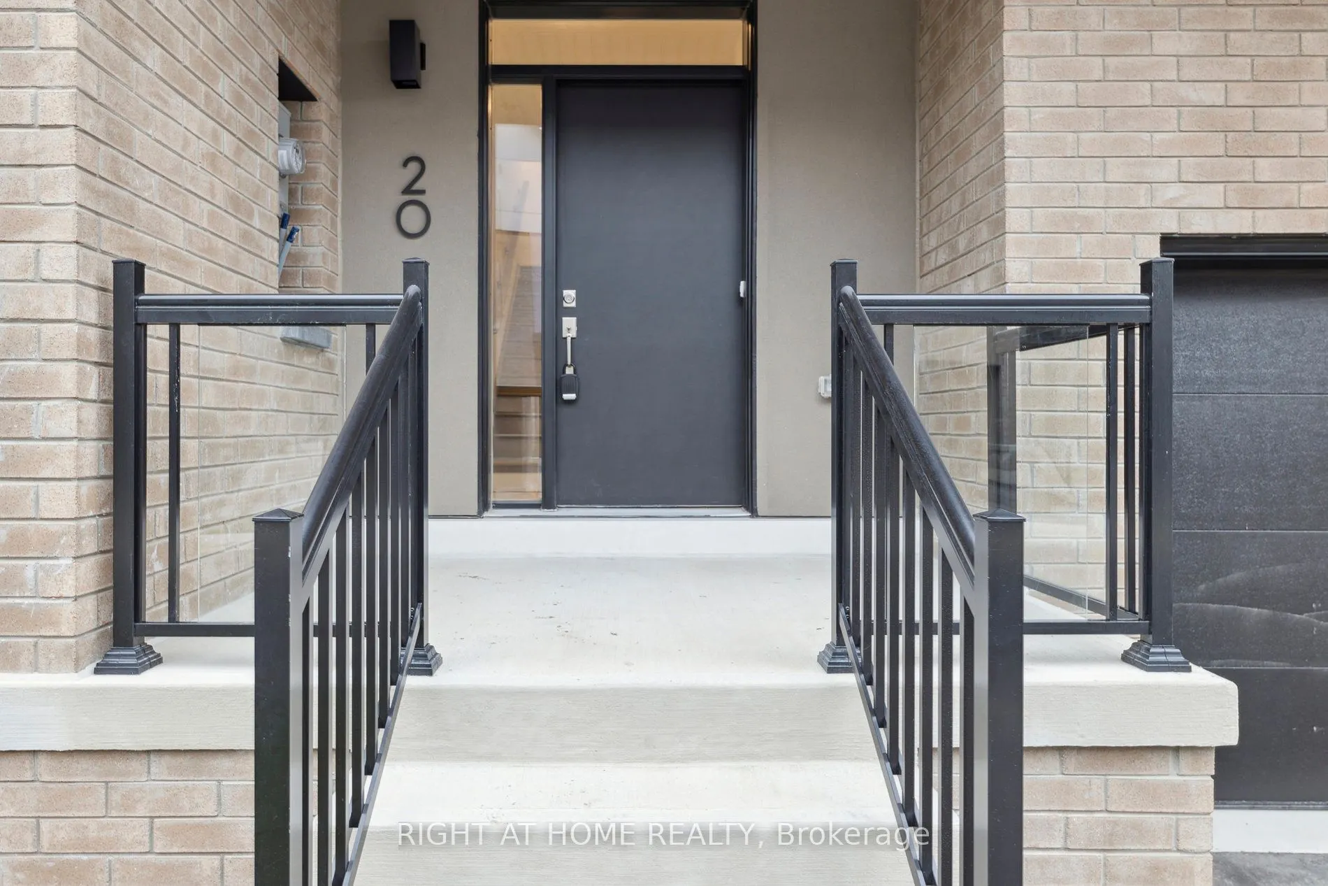 20 Lively Way, #(Upper)