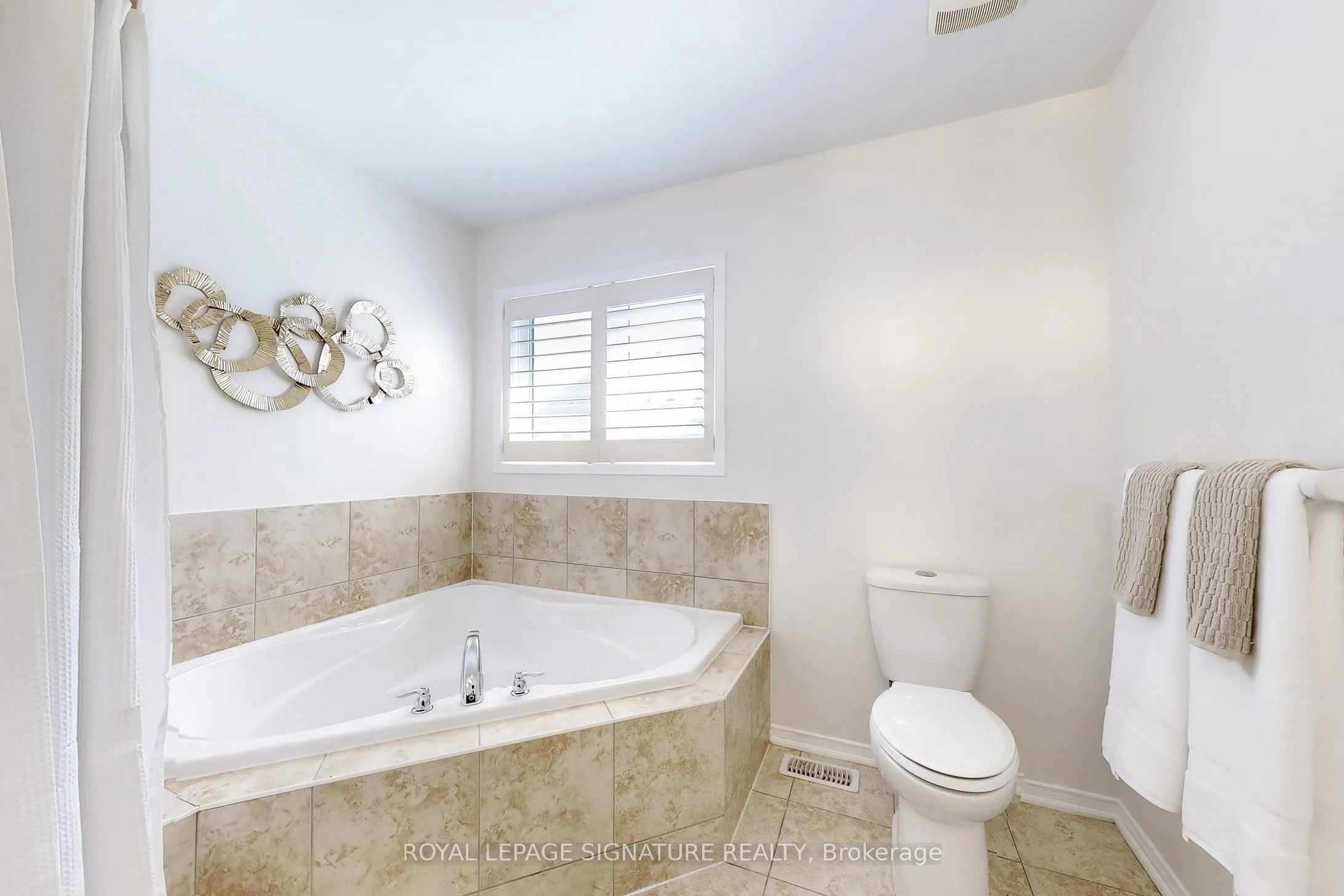 35 Westray Crescent