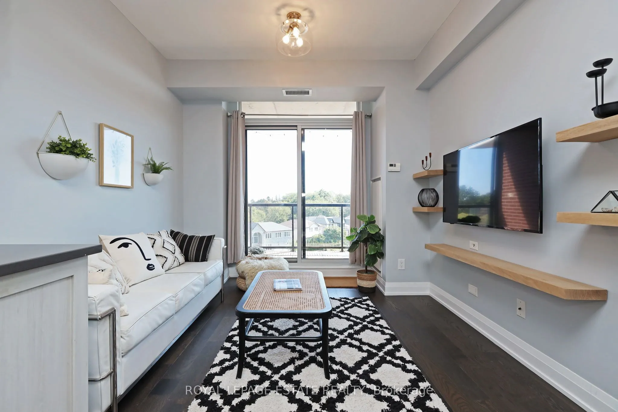 3655 Kingston Road, #601