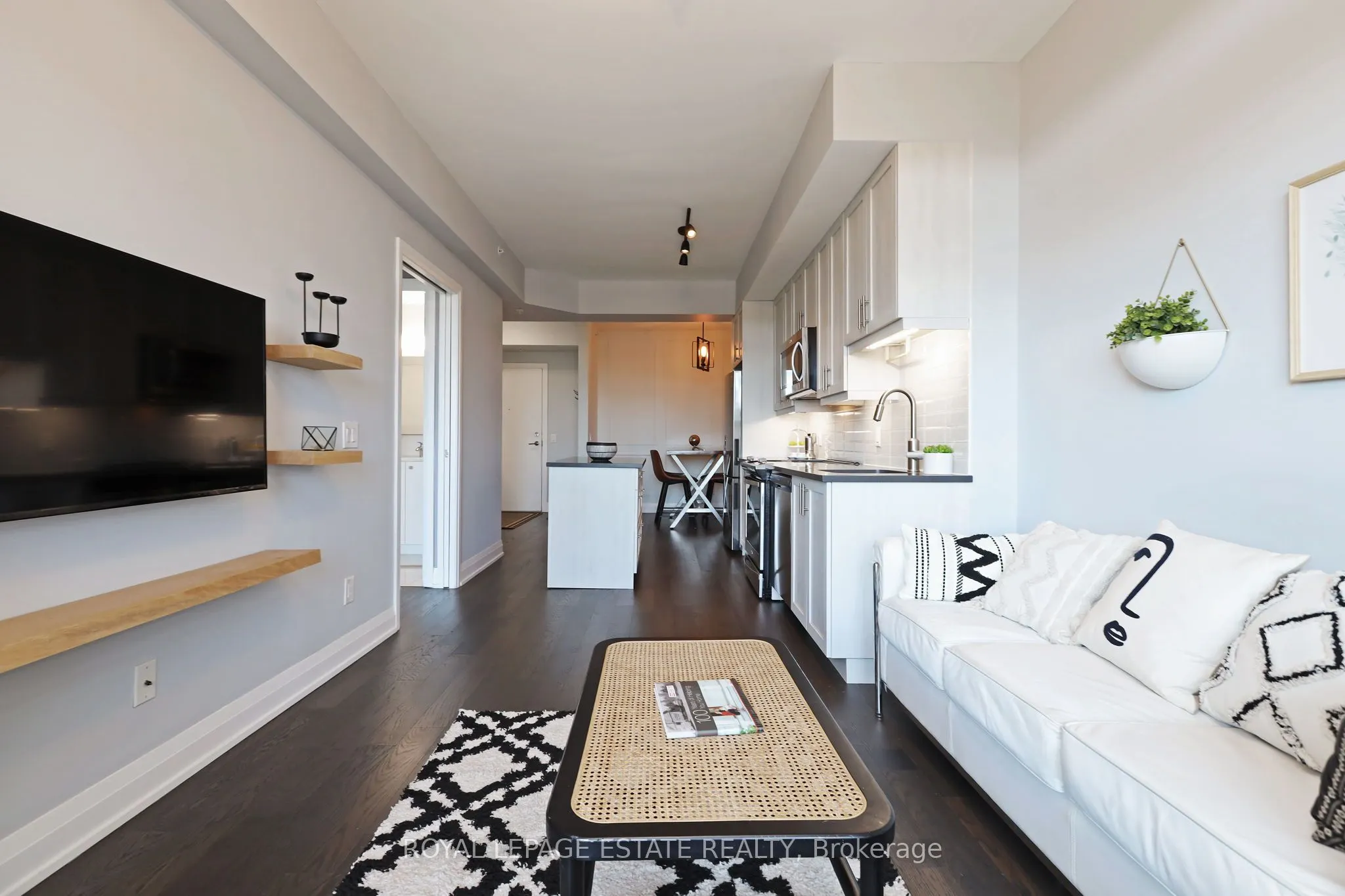 3655 Kingston Road, #601