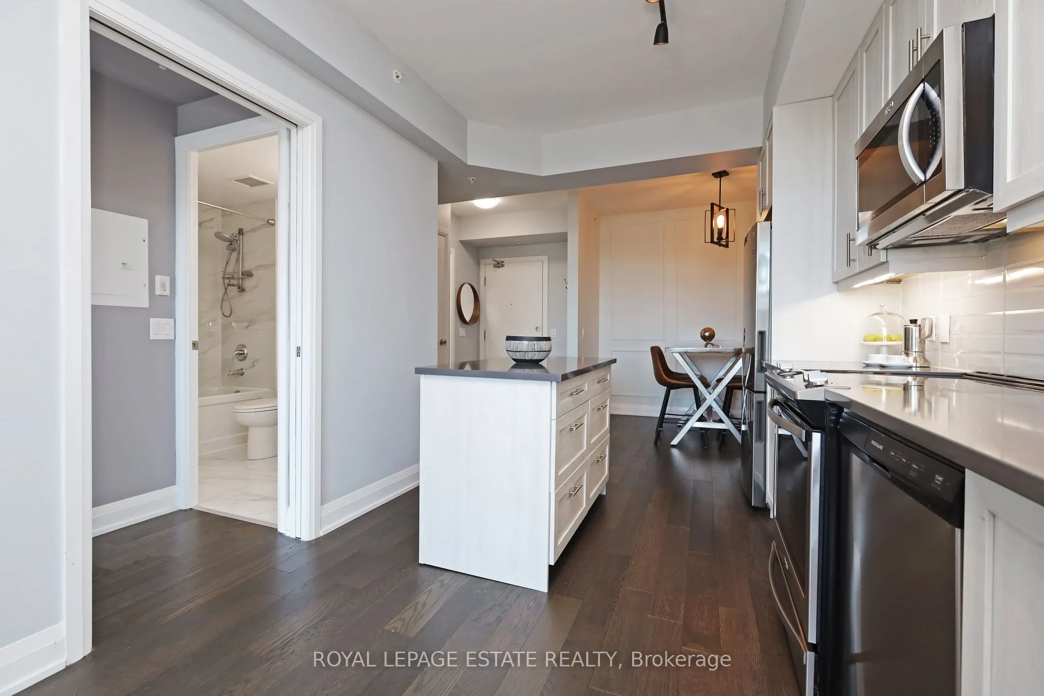 3655 Kingston Road, #601