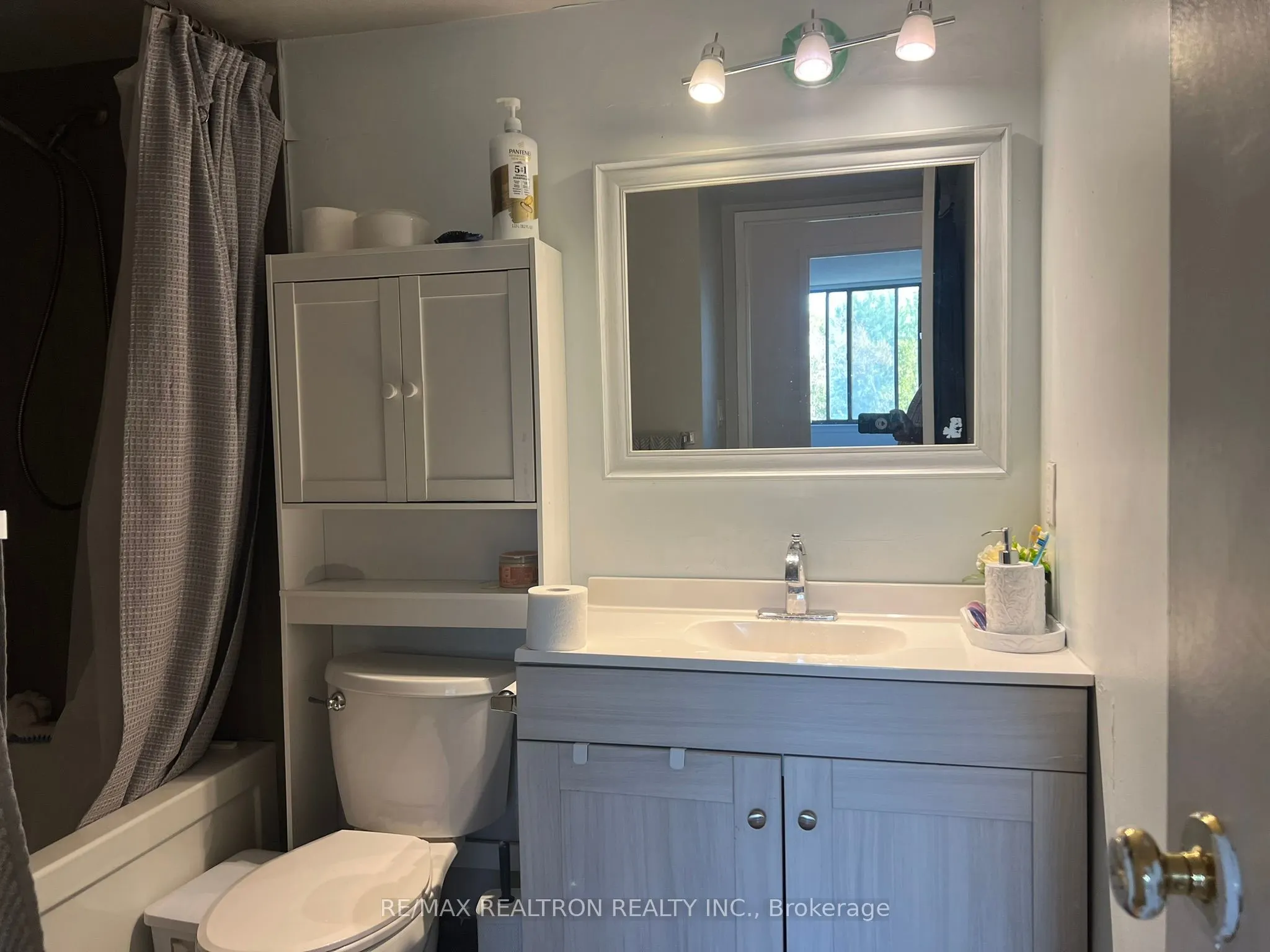 55 Bamburgh Circle, #212