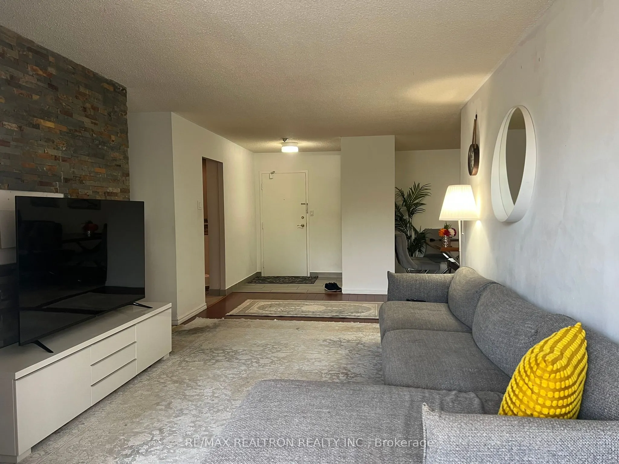 55 Bamburgh Circle, #212