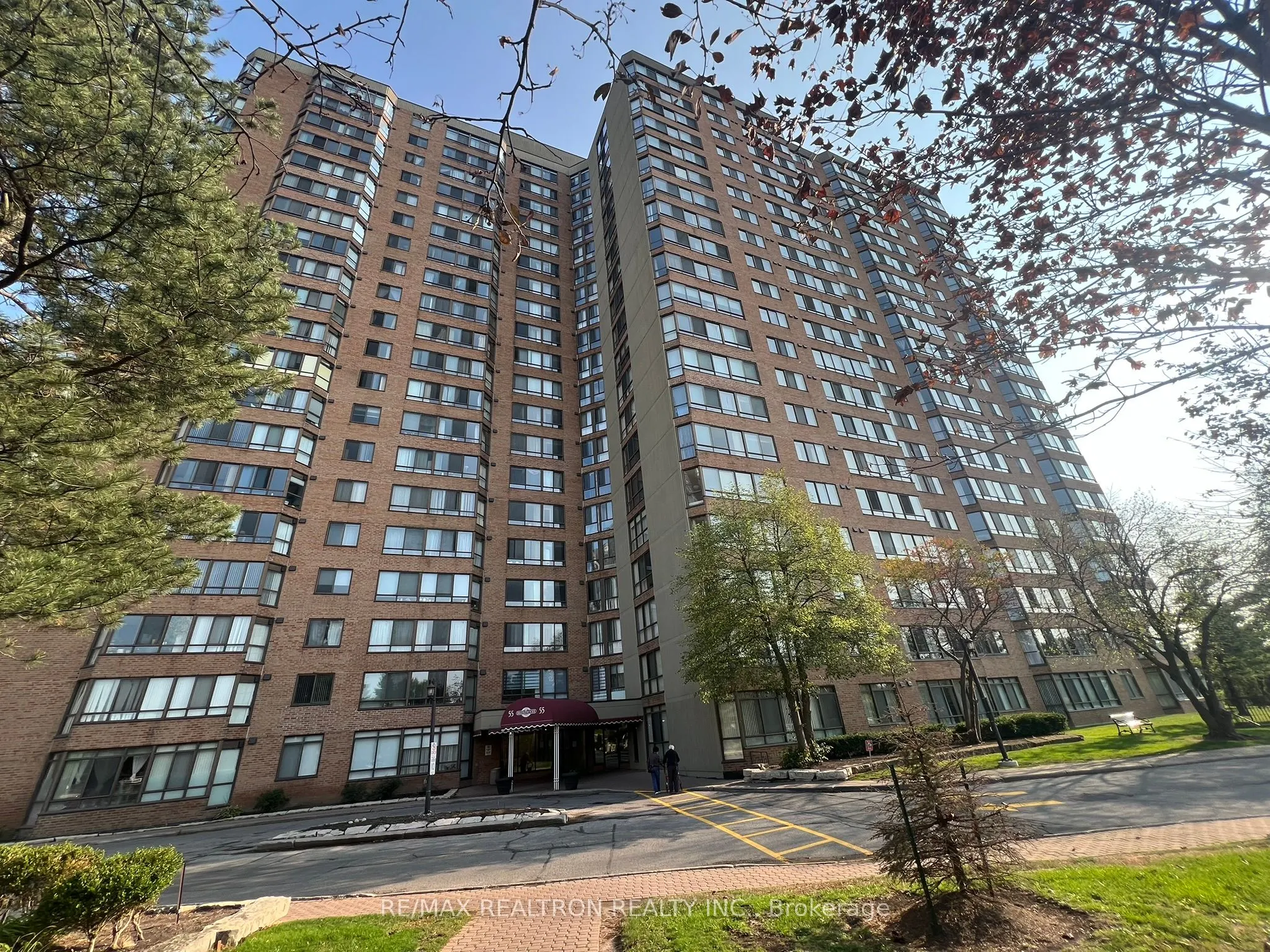 55 Bamburgh Circle, #212