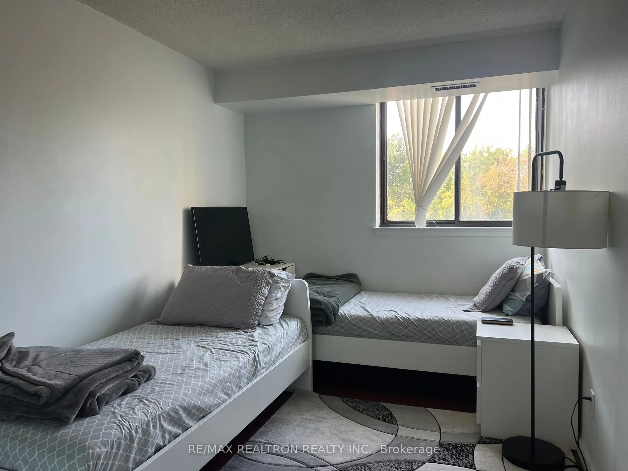 55 Bamburgh Circle, #212