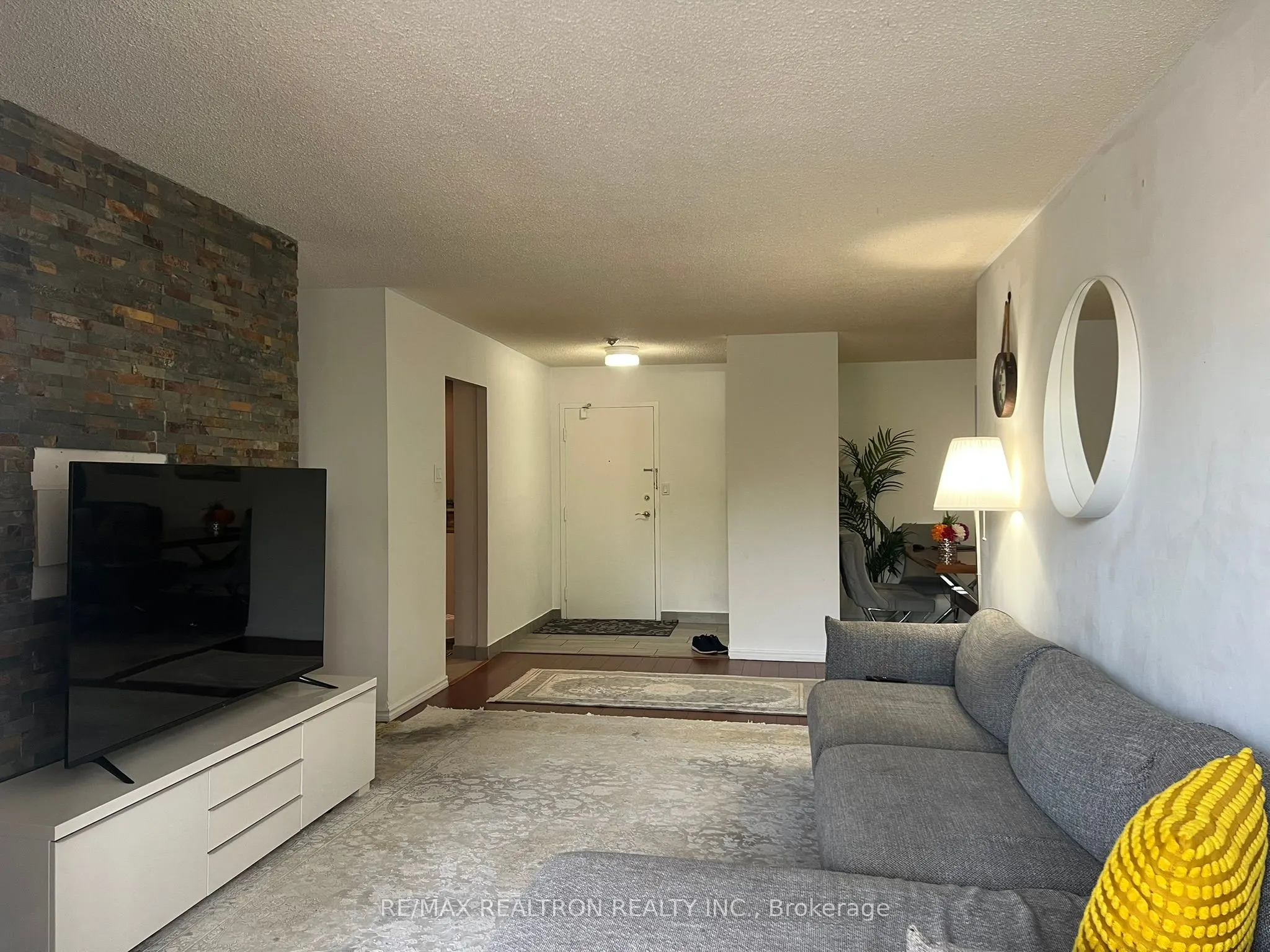 55 Bamburgh Circle, #212