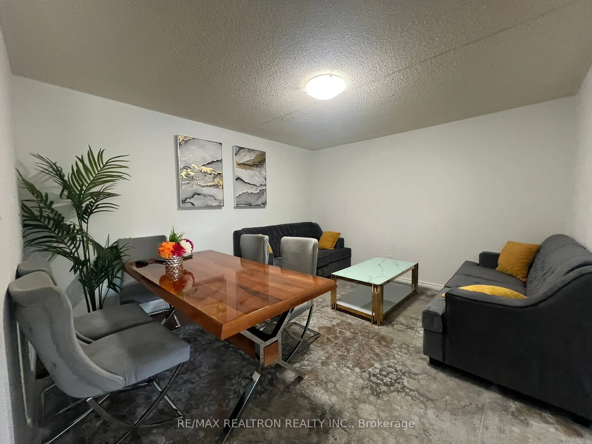 55 Bamburgh Circle, #212