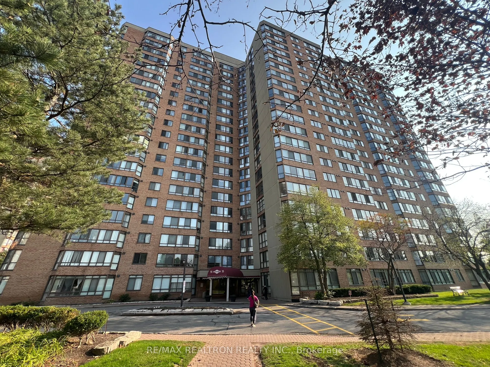 55 Bamburgh Circle, #212