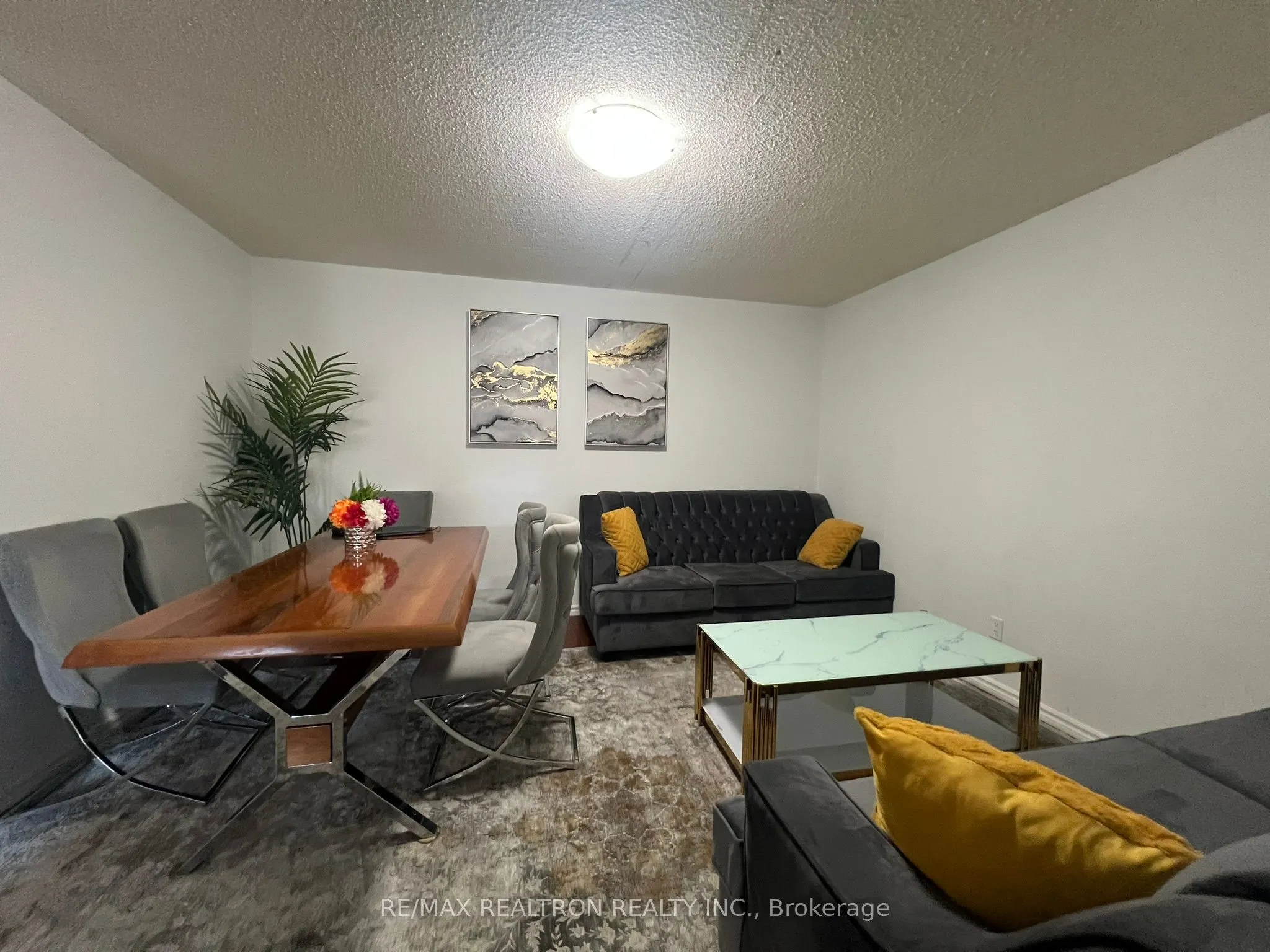 55 Bamburgh Circle, #212