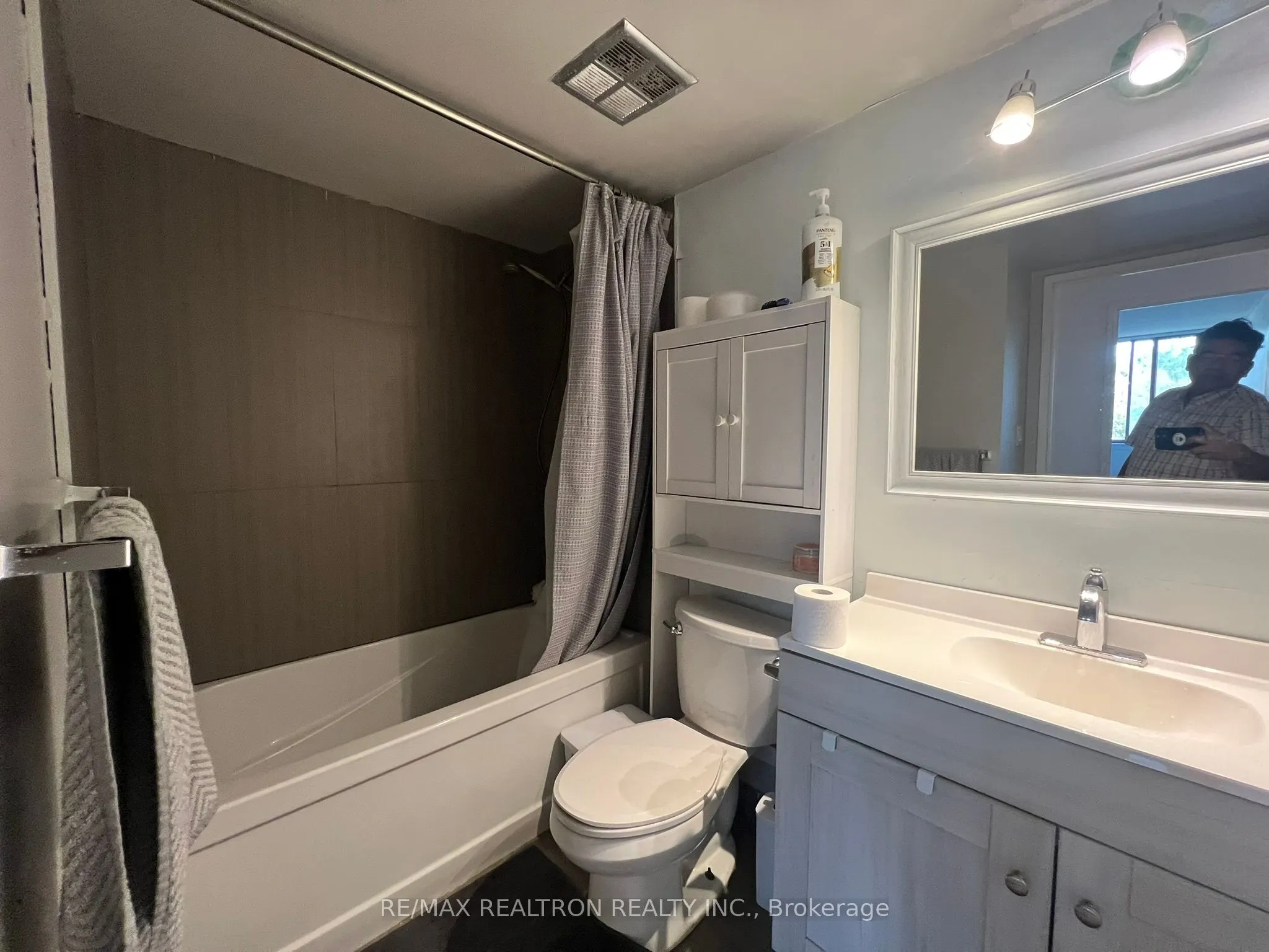 55 Bamburgh Circle, #212