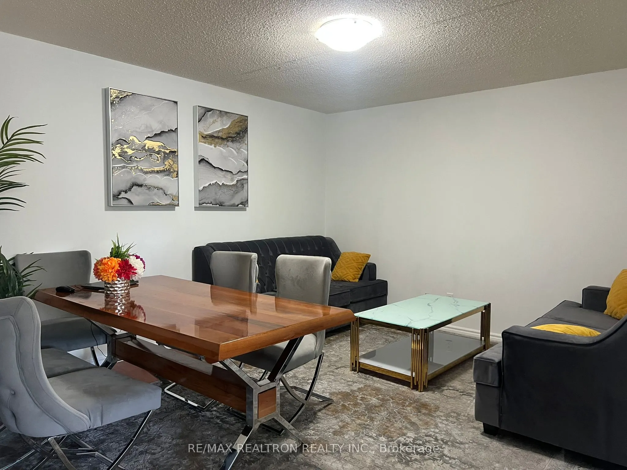 55 Bamburgh Circle, #212