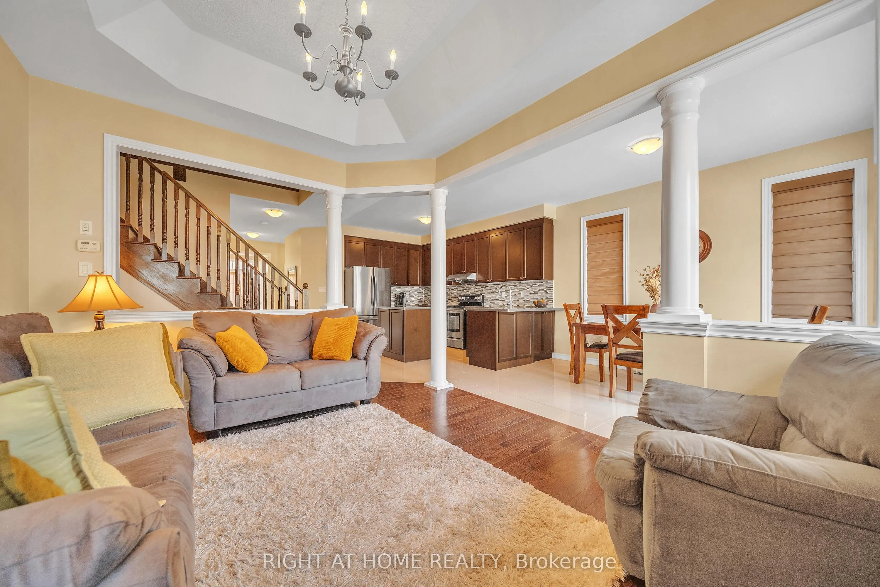 16 Sewell Crescent